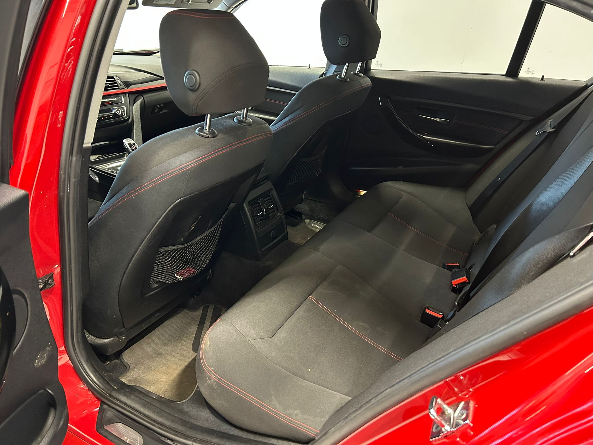 
								BMW 320 TwinPower Turbo A F30 Sedan Sport Line full									