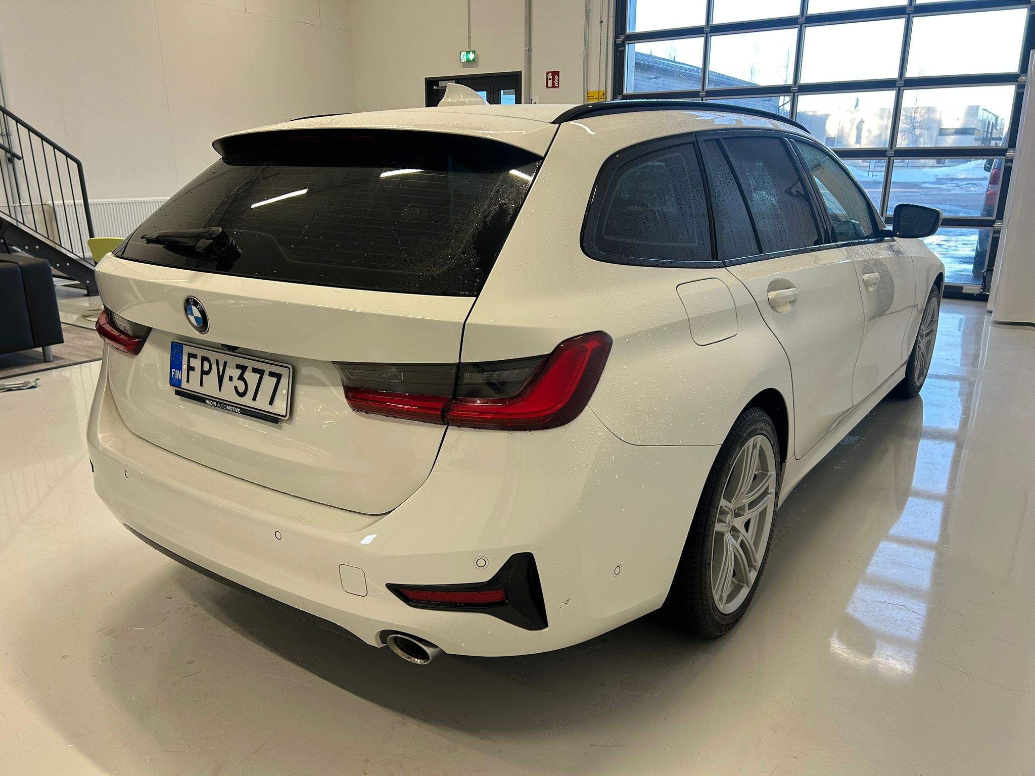 
								BMW 330 G21 Touring 330e xDrive A Charged Edition Sportline full									