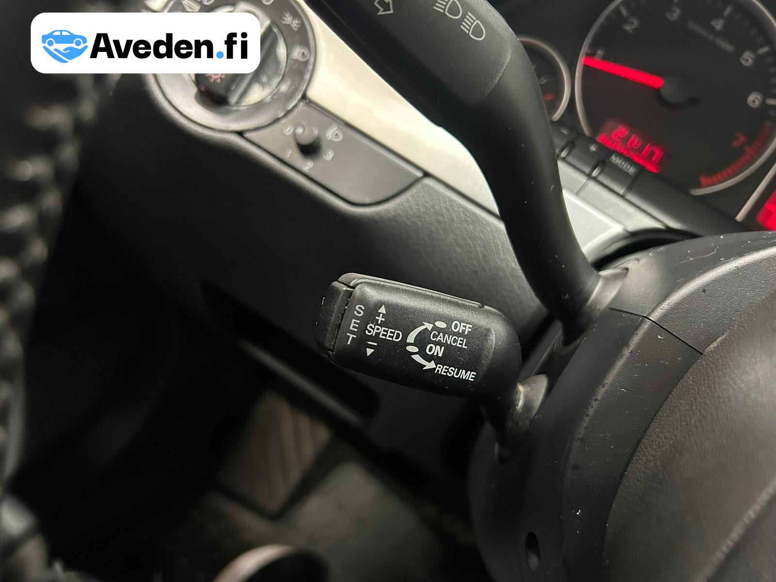 
								Audi A4 1,8 T 120 kW multitronic-aut. full									