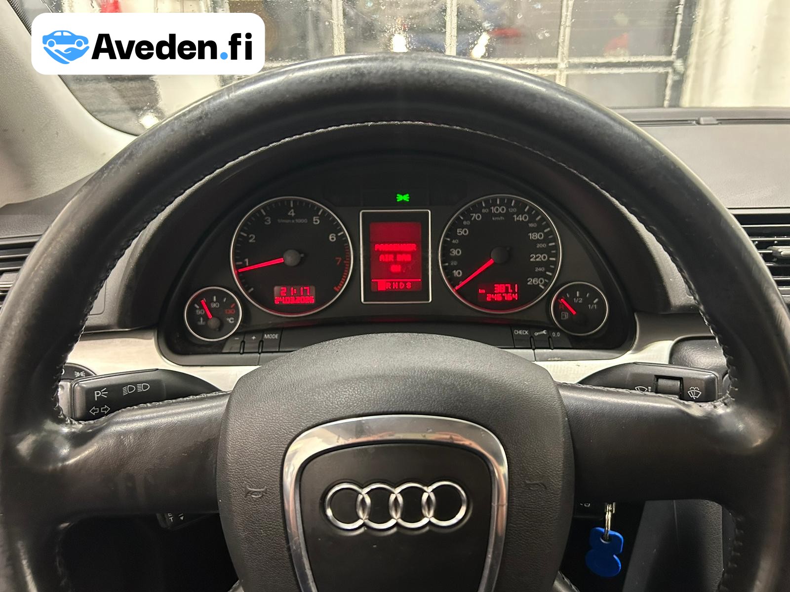 
								Audi A4 1,8 T 120 kW multitronic-aut. full									