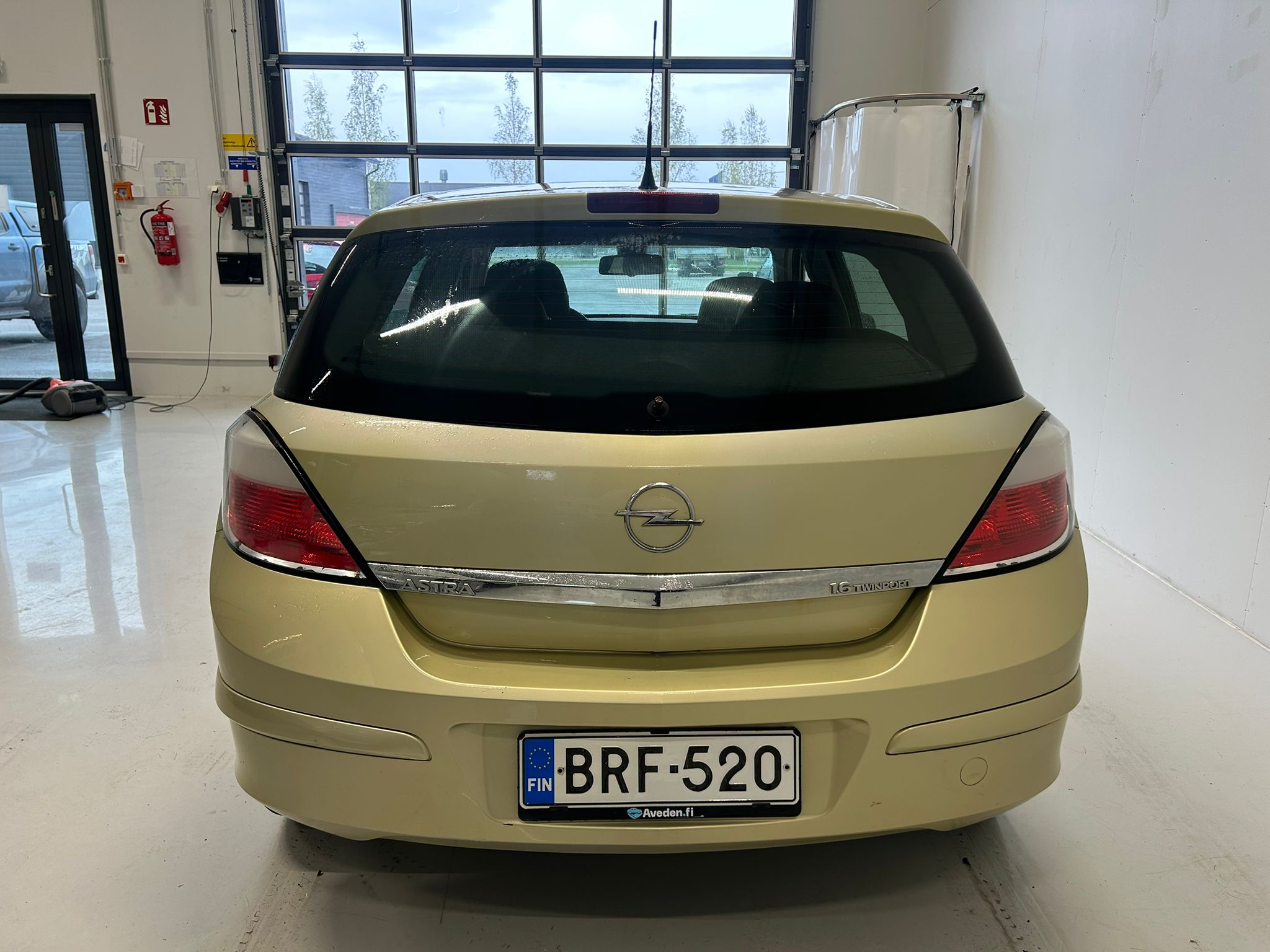 
								Opel Astra 1,6 Twinport Cosmo 5d full									