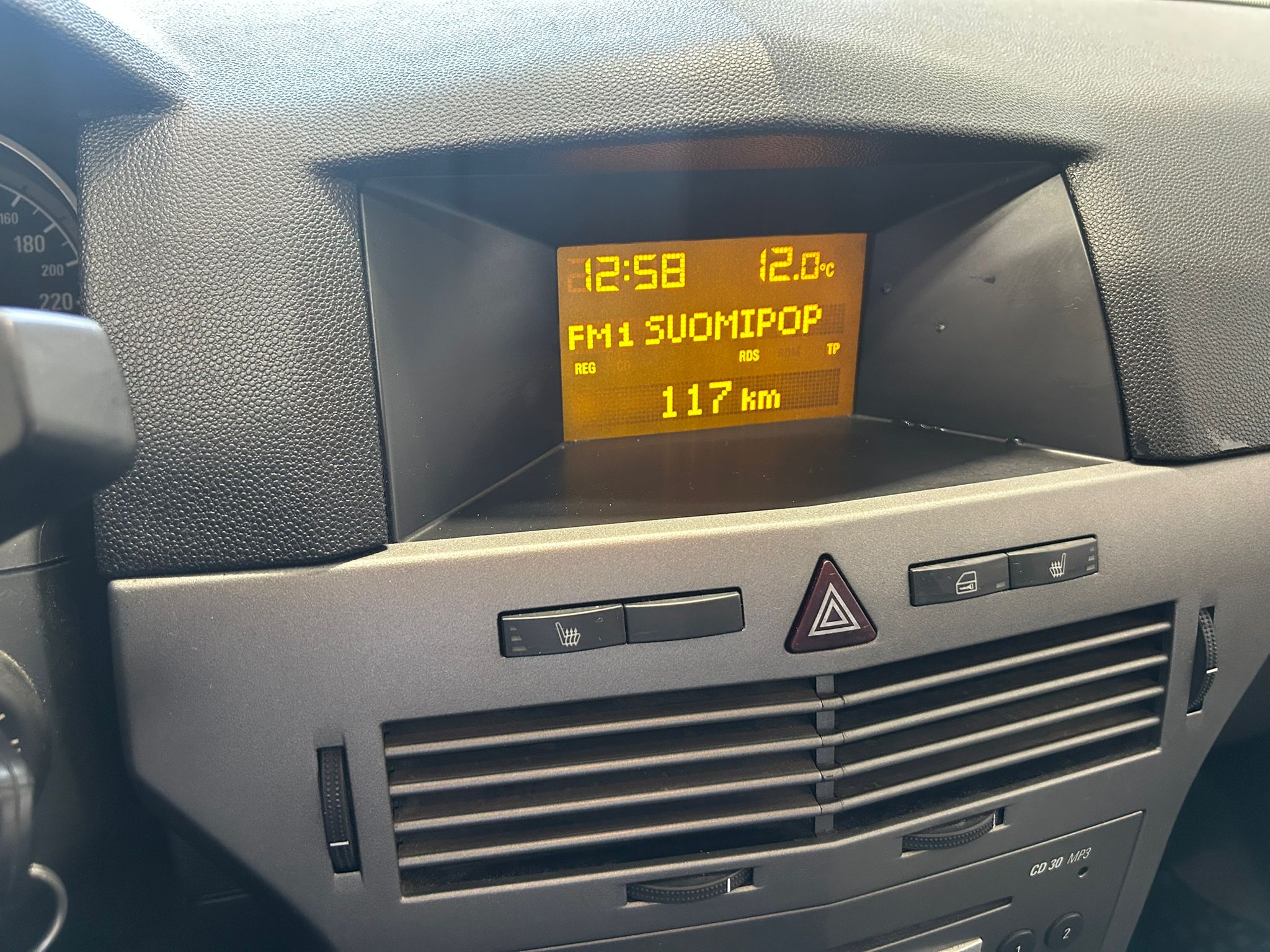 
								Opel Astra 1,6 Twinport Cosmo 5d full									