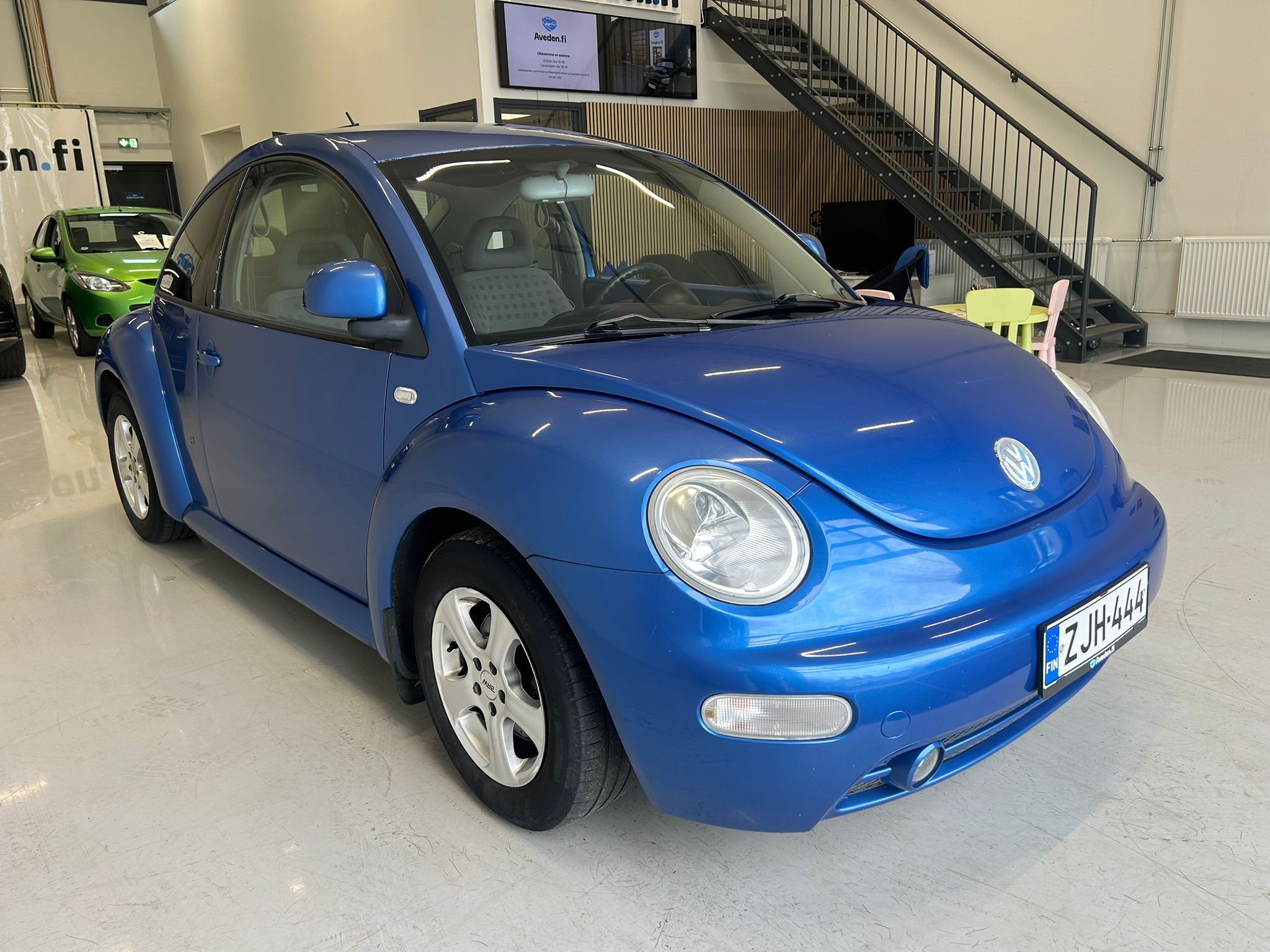 Volkswagen New Beetle 2.0 85kw