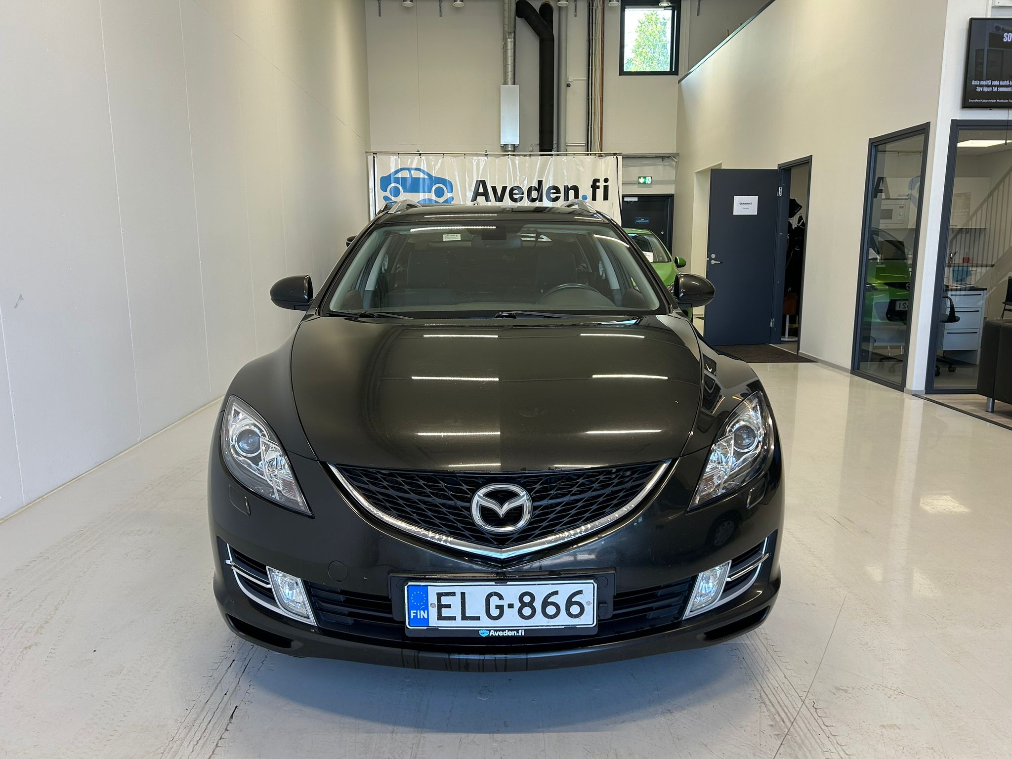 Mazda 6 Sport Wagon 1,8 Elegance Business 5MT