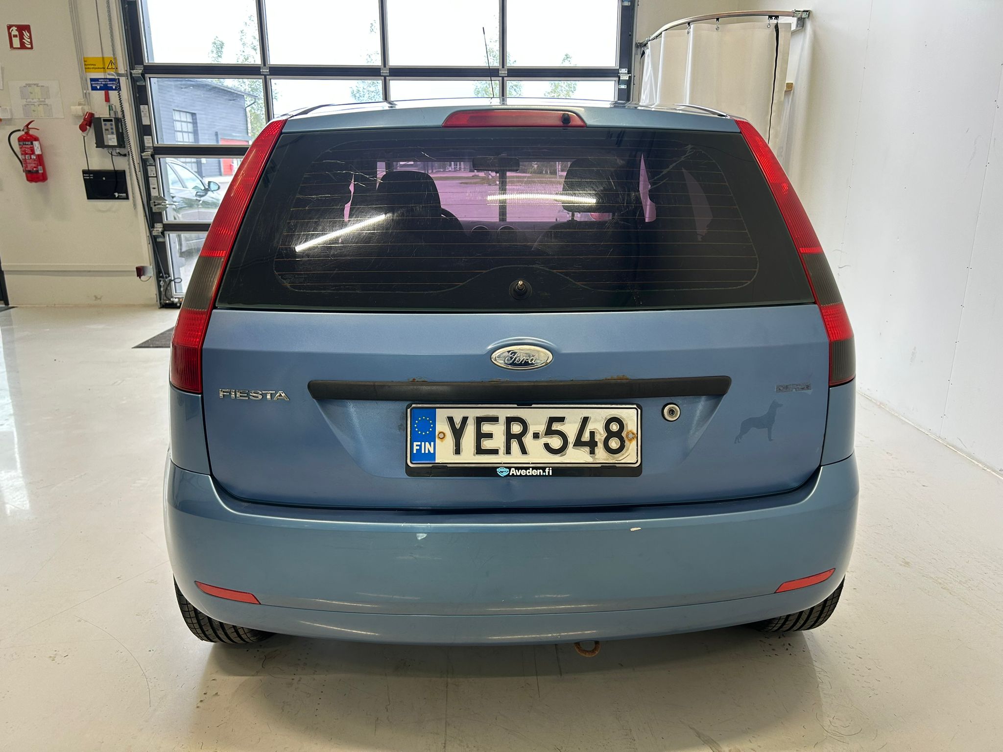 
								Ford Fiesta 1,4i 80hv Ghia 5d full									