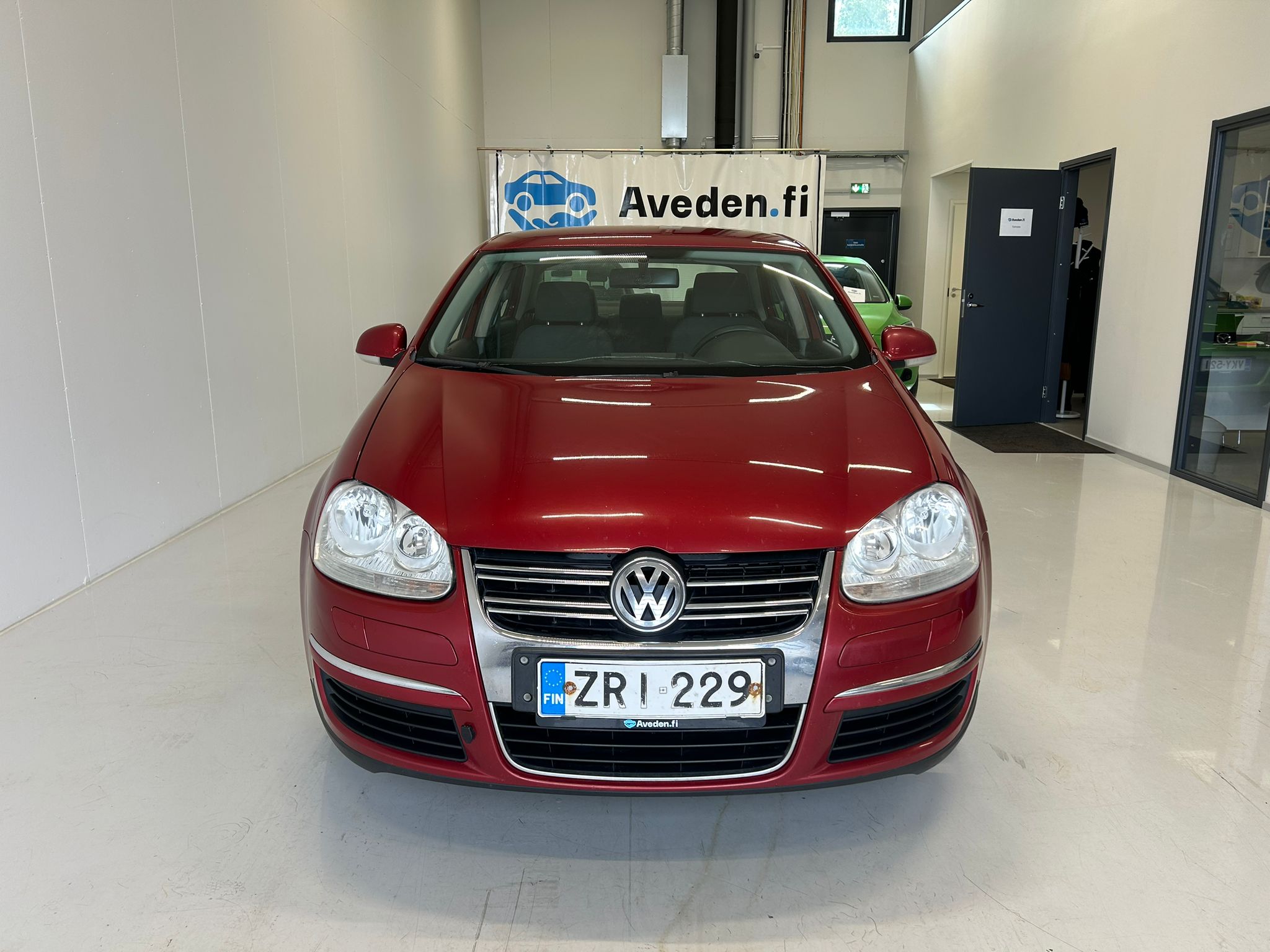 Volkswagen Jetta Trendline 1,6 75 kW