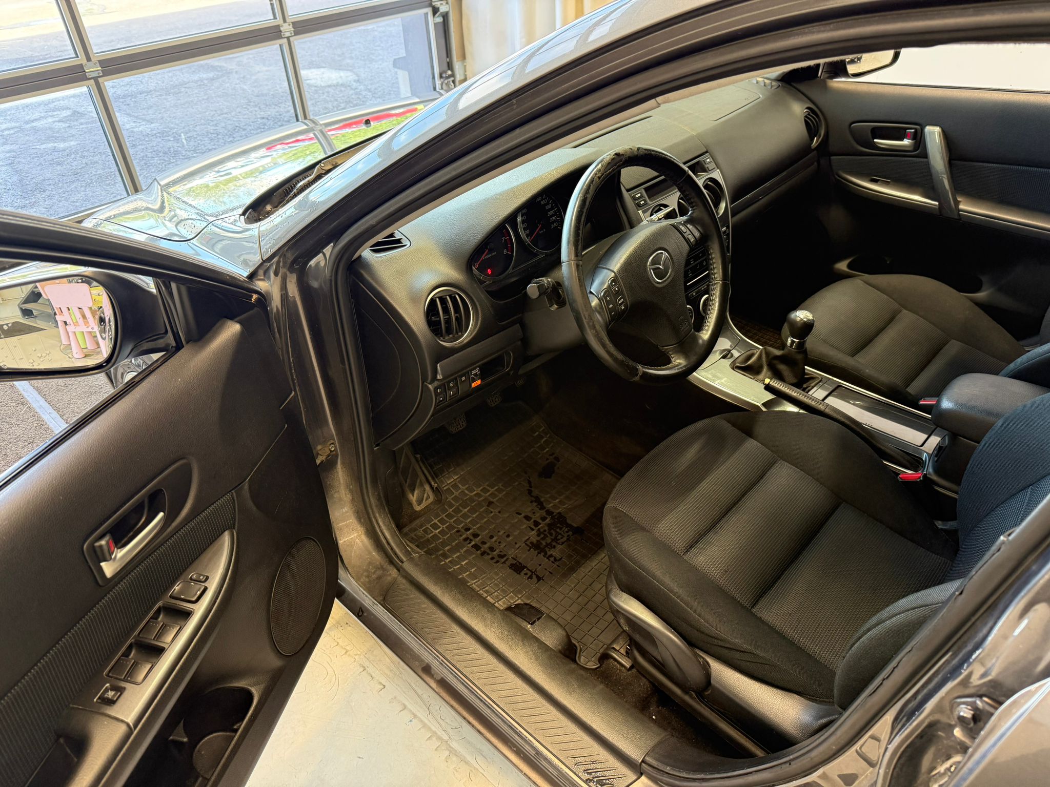 
								Mazda 6 Sport Wagon 1,8 full									
