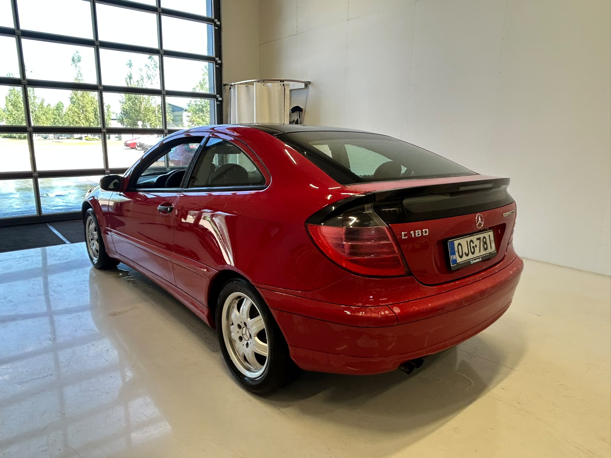 
								Mercedes-Benz C 180 Kompressor full									