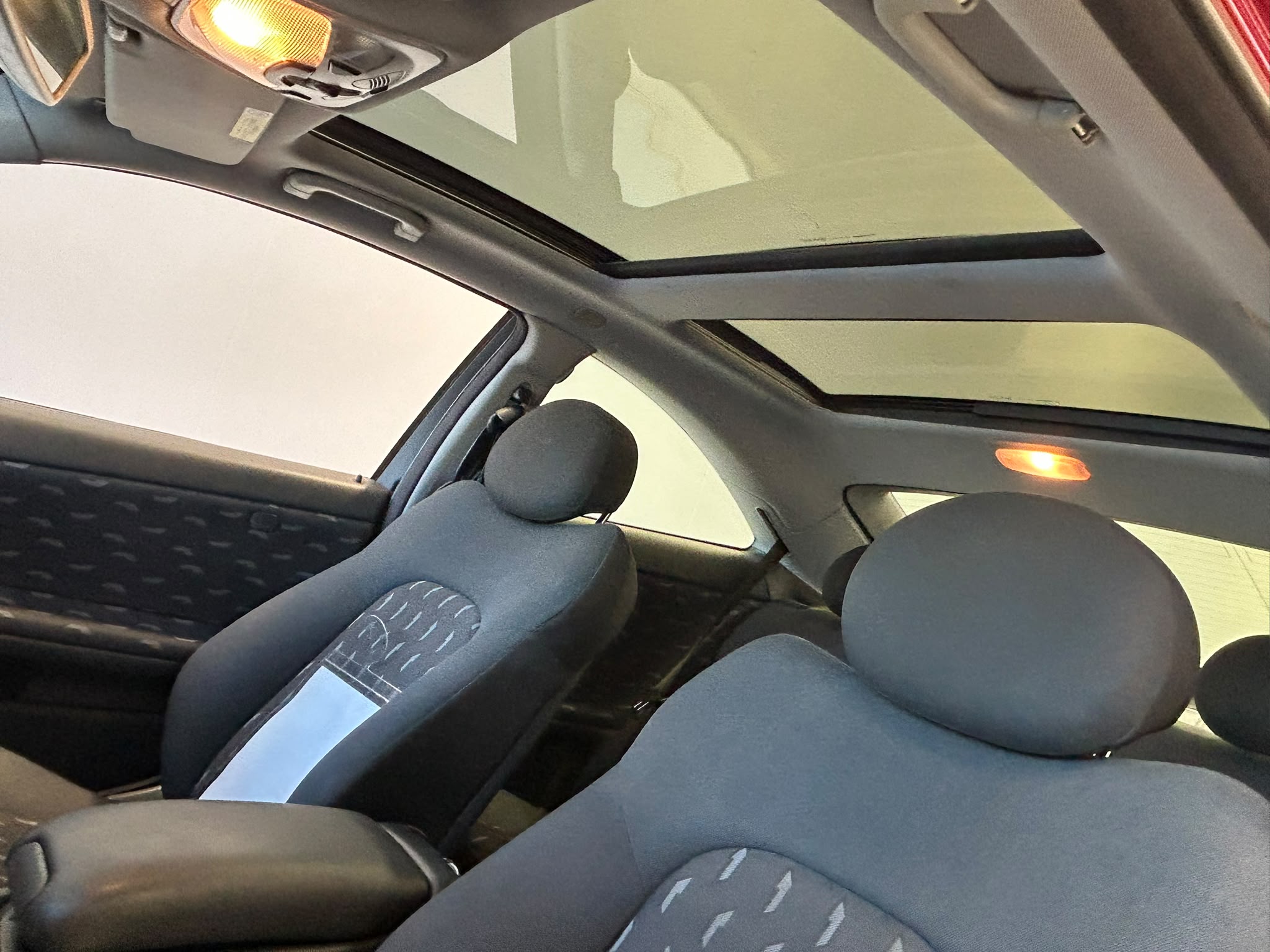
								Mercedes-Benz C 180 Kompressor full									