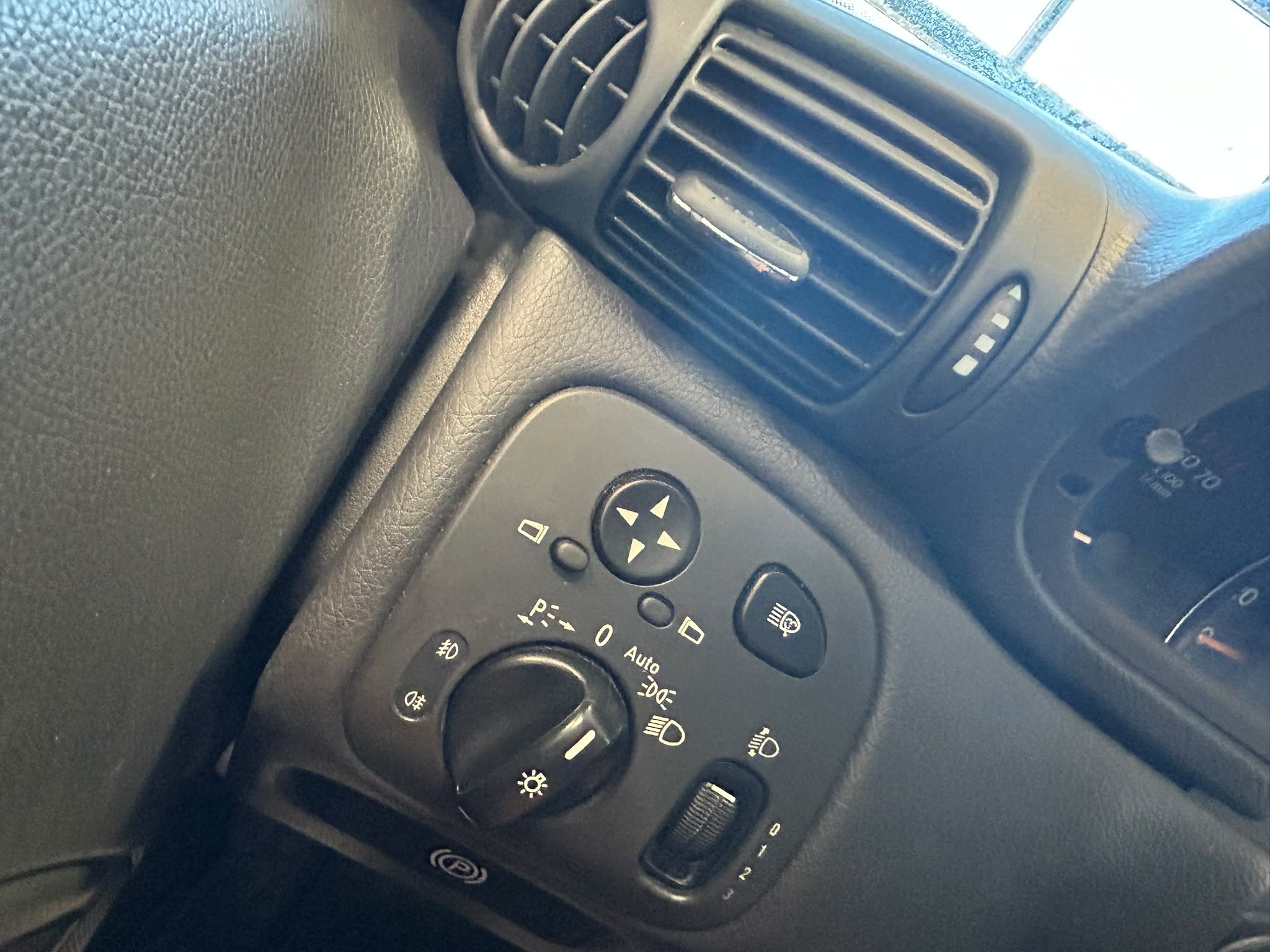 
								Mercedes-Benz C 180 Kompressor full									