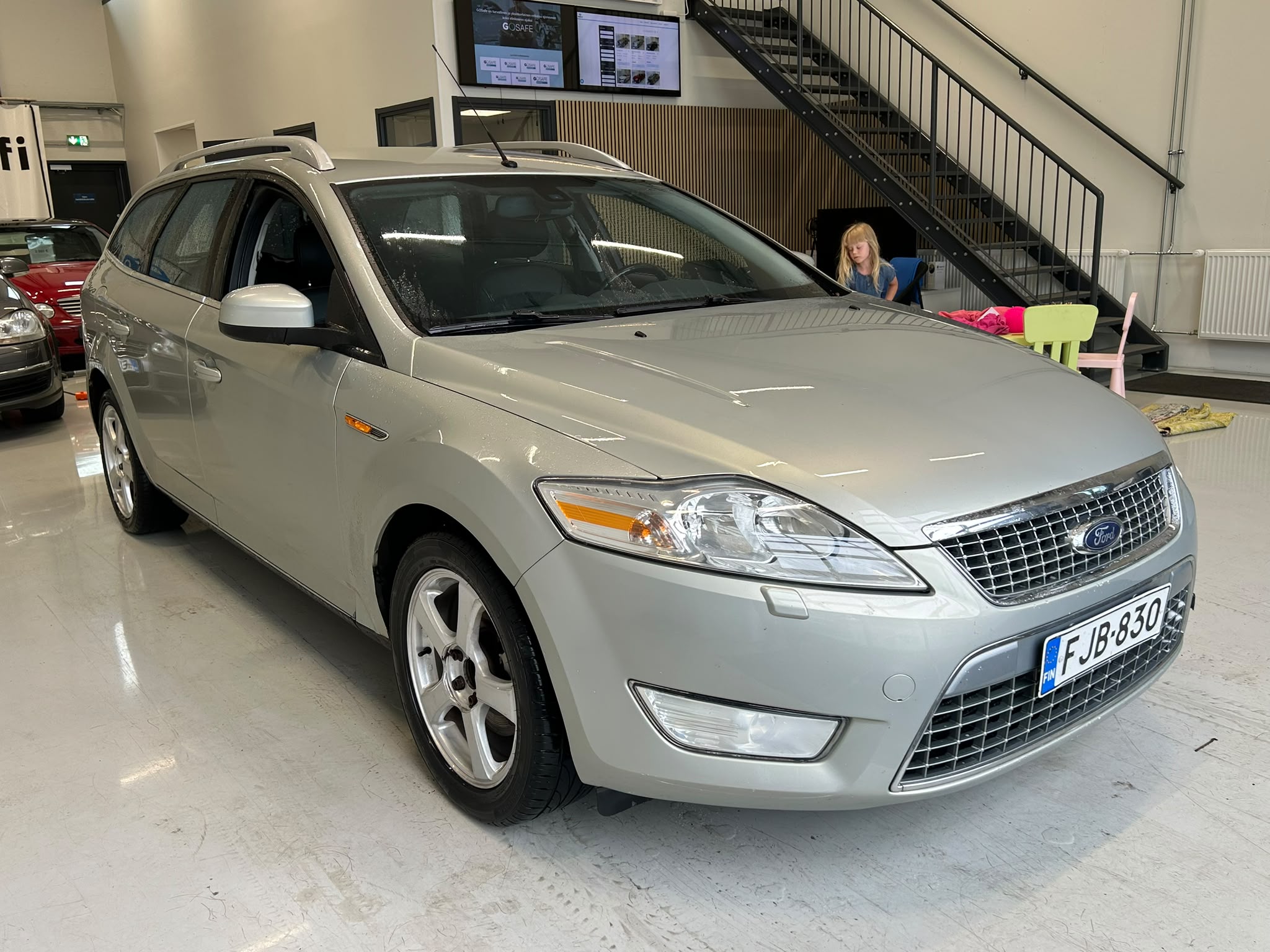 Ford Mondeo 2,0 TDCi 140hv DPF autom. Titanium Business A6 Wagon