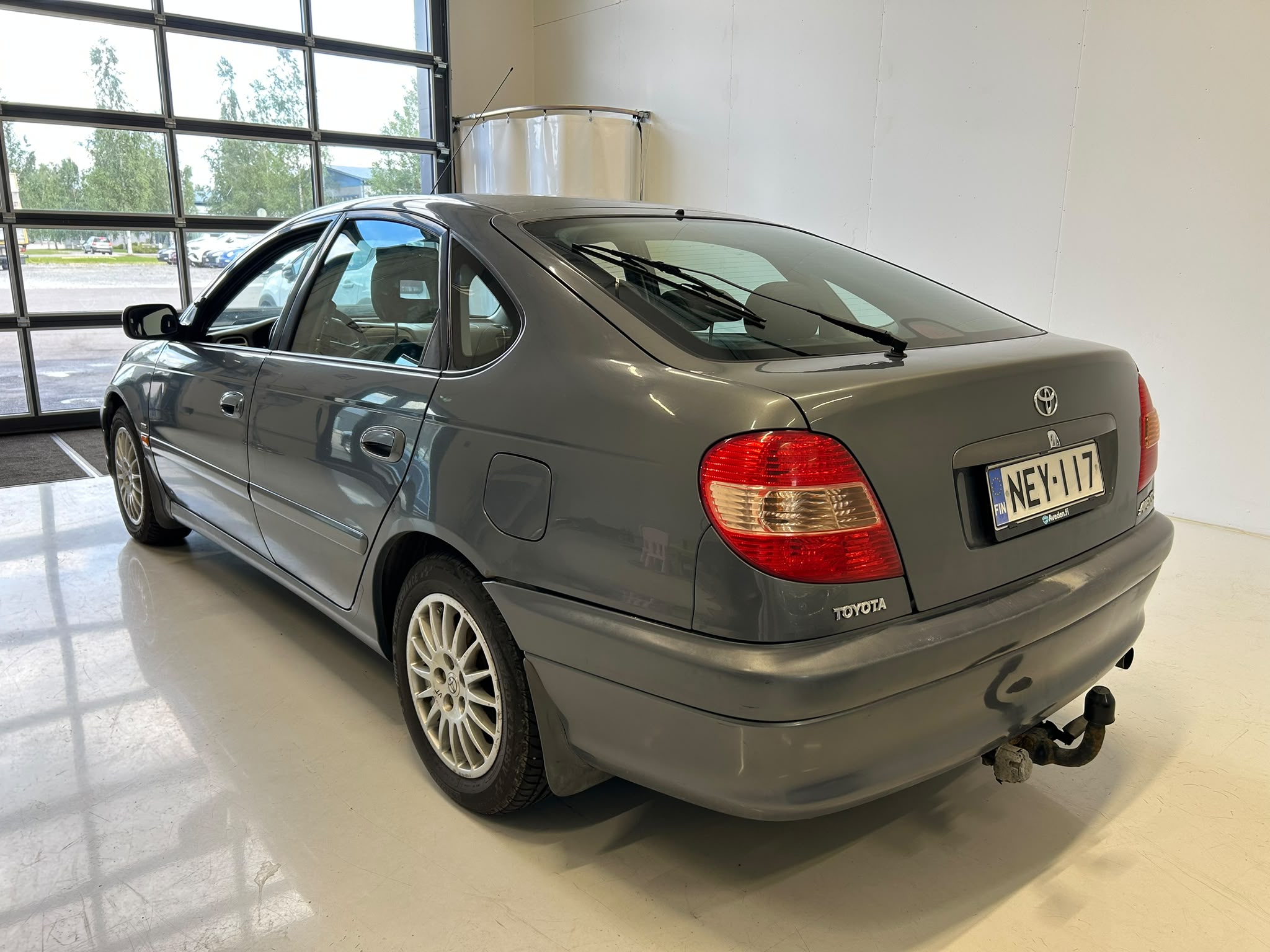 Toyota Avensis Liftback 1.8 VVT-i