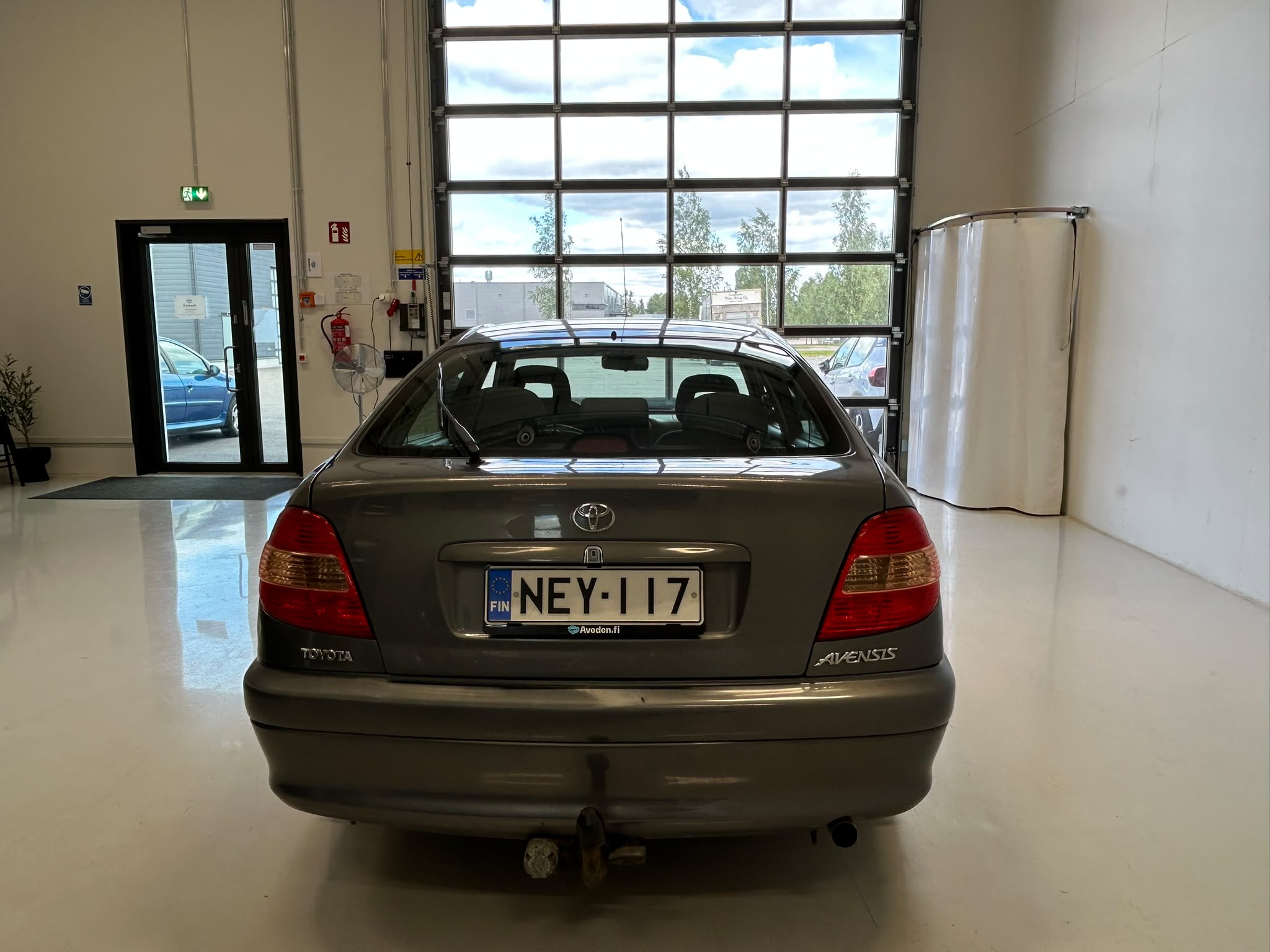 
								Toyota Avensis Liftback 1.8 VVT-i full									