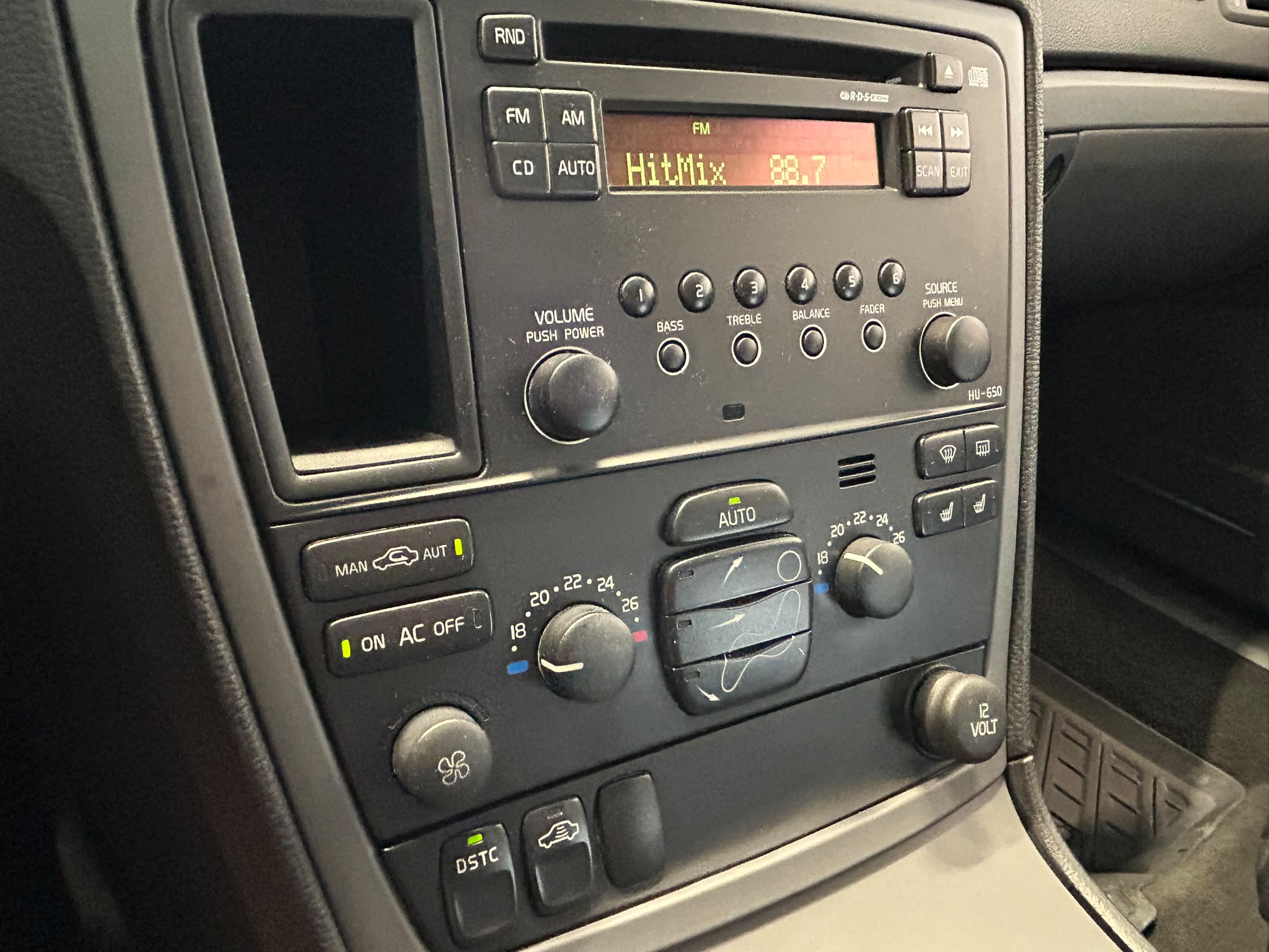 
								Volvo V70 2,4 170 hv kinetic aut full									