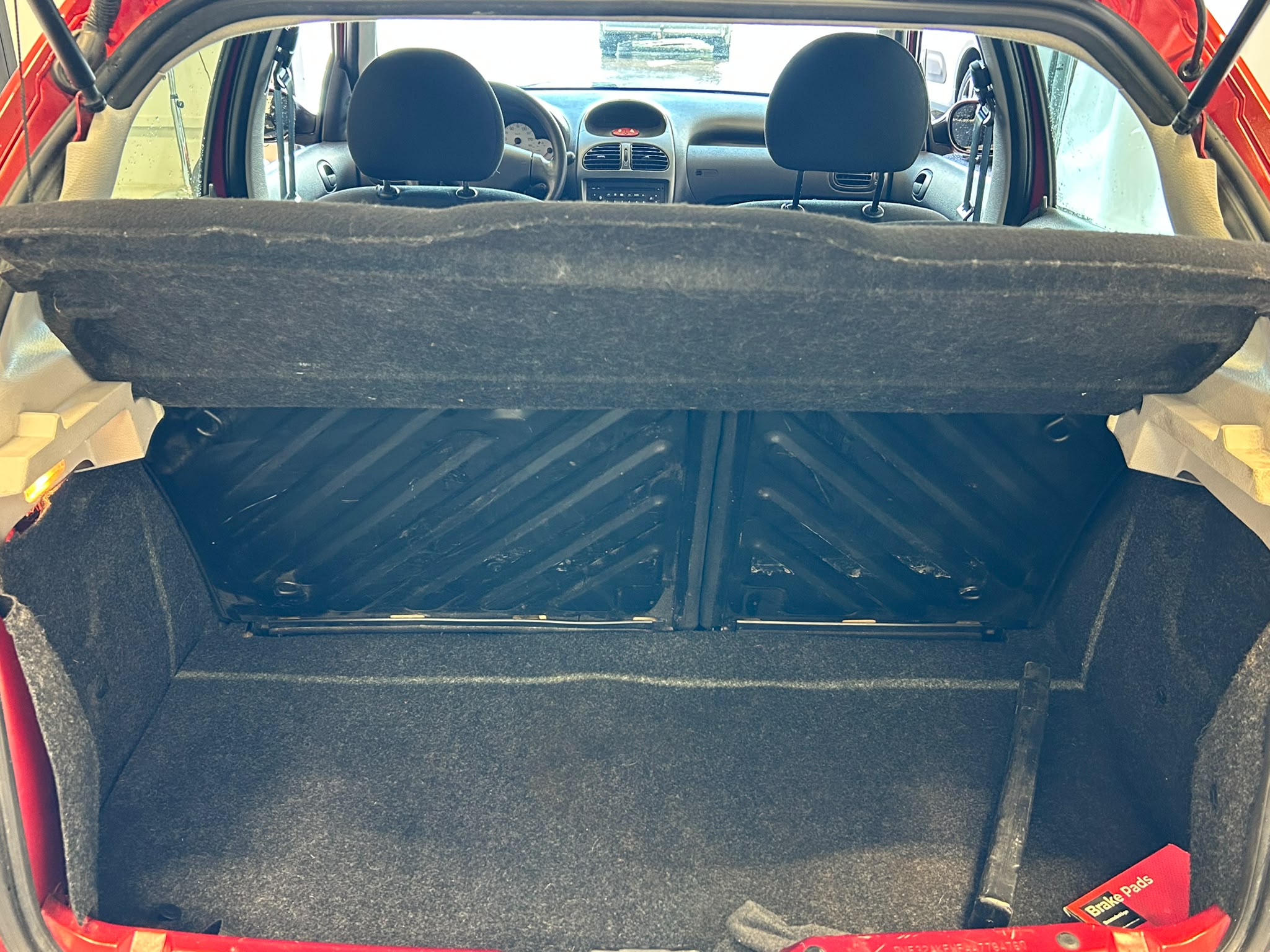 
								Peugeot 206 1,4 Trendy 5ov full									