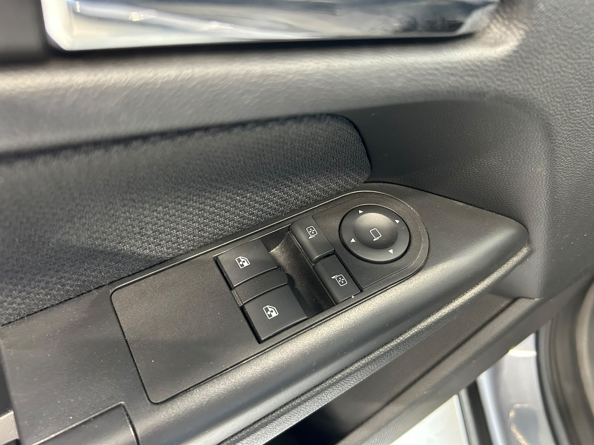 
								Opel 5D Astra STW 1.6 full									