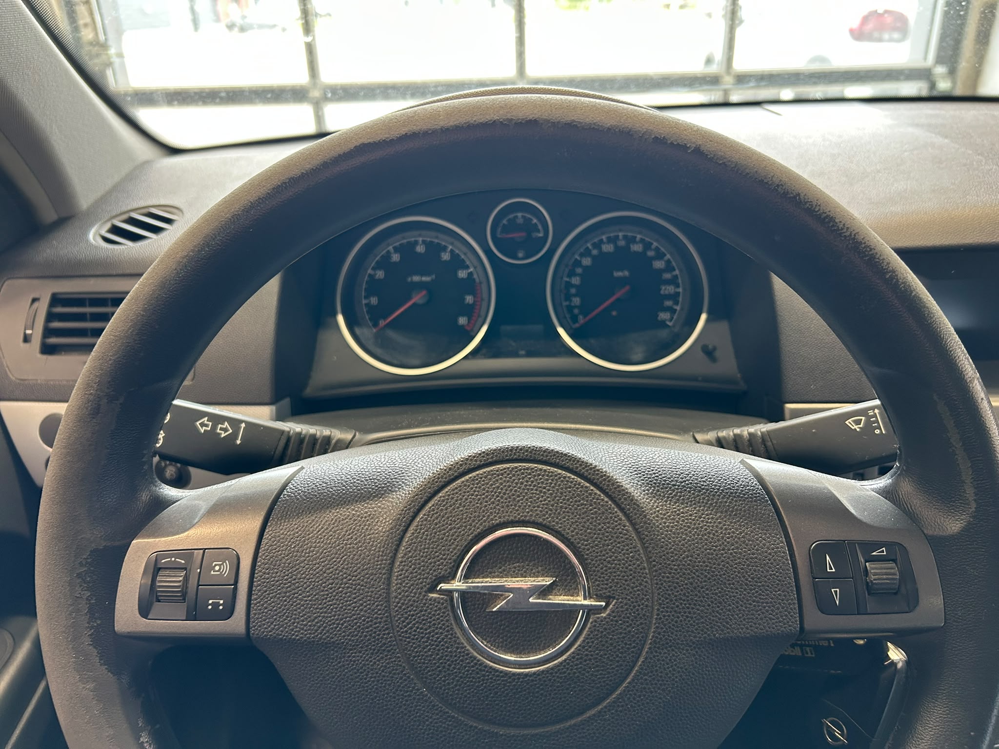 
								Opel 5D Astra STW 1.6 full									