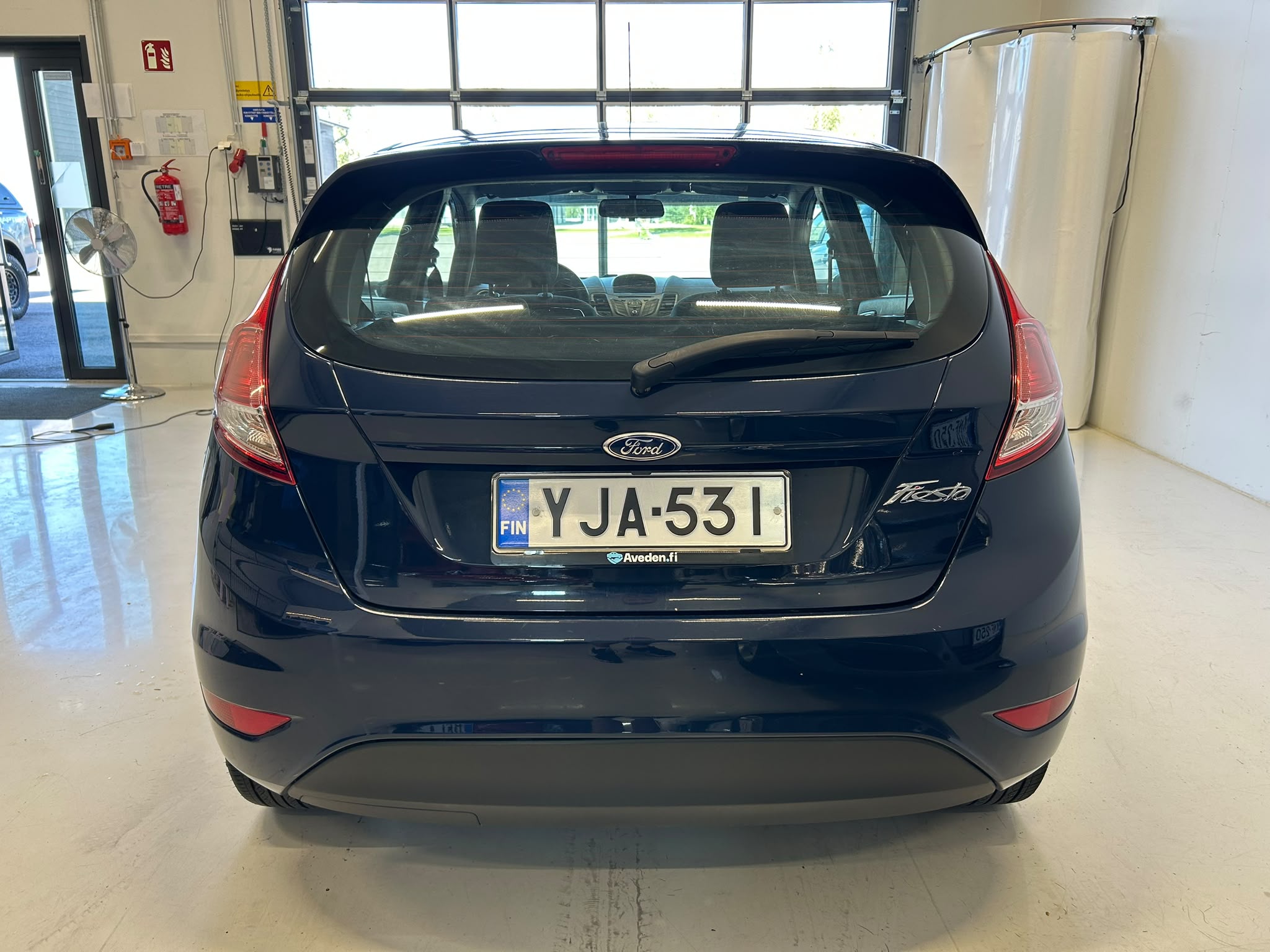 
								Ford Fiesta 1,0 80hv Start/Stop M5 Trend 5-ovinen full									