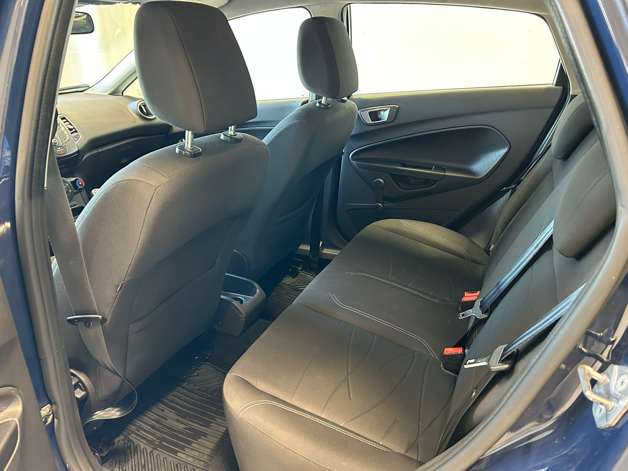 
								Ford Fiesta 1,0 80hv Start/Stop M5 Trend 5-ovinen full									