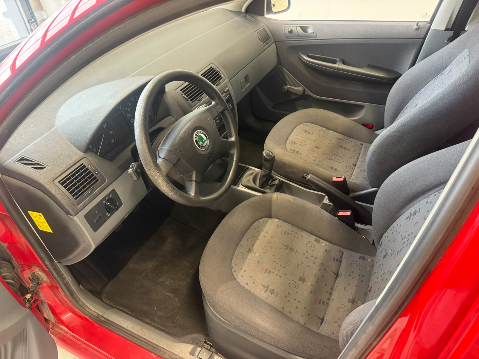 
								Skoda Fabia 1,2 MPI full									
