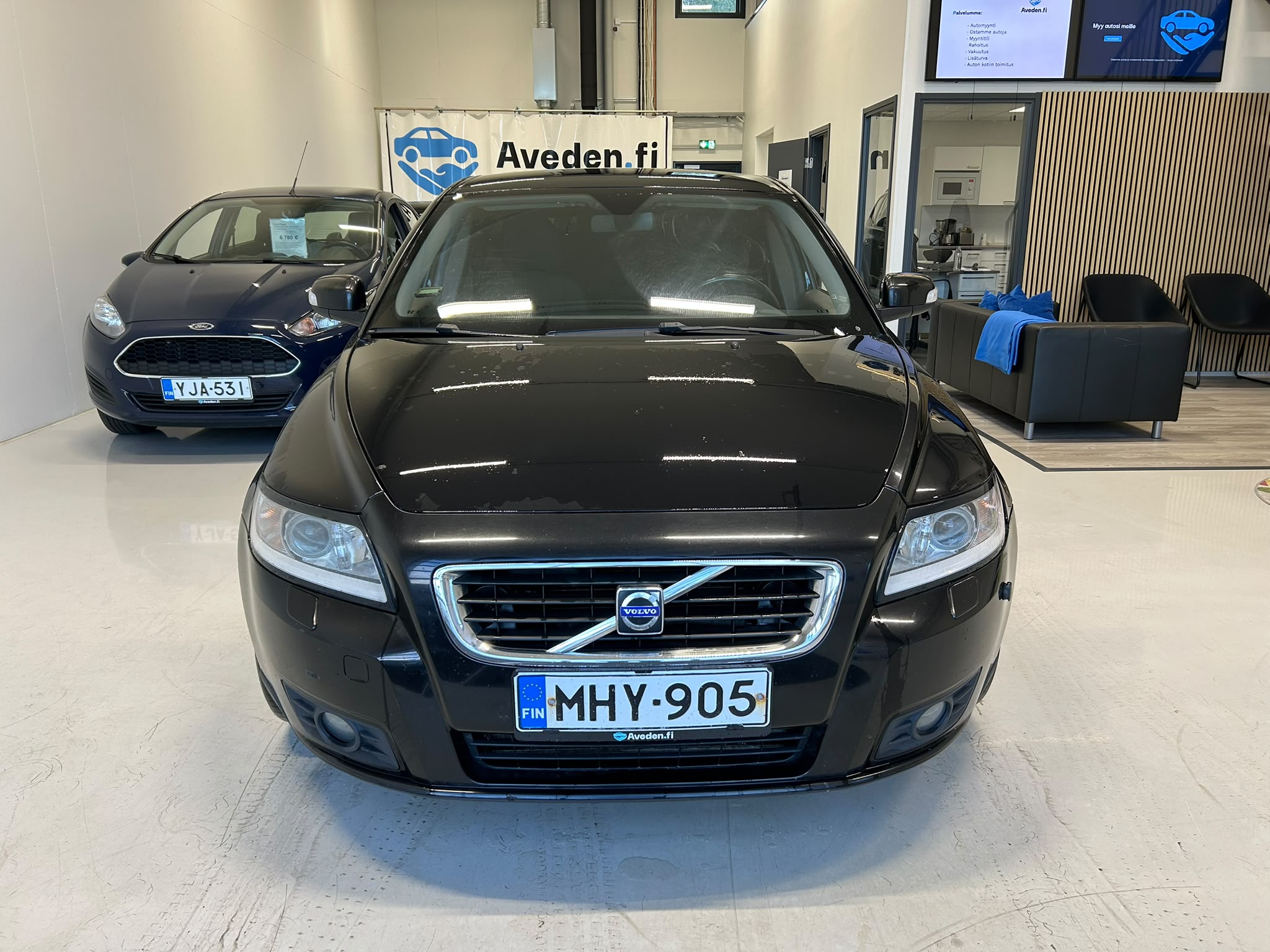
								Volvo V50 1,6D (110 hv) Kinetic man full									