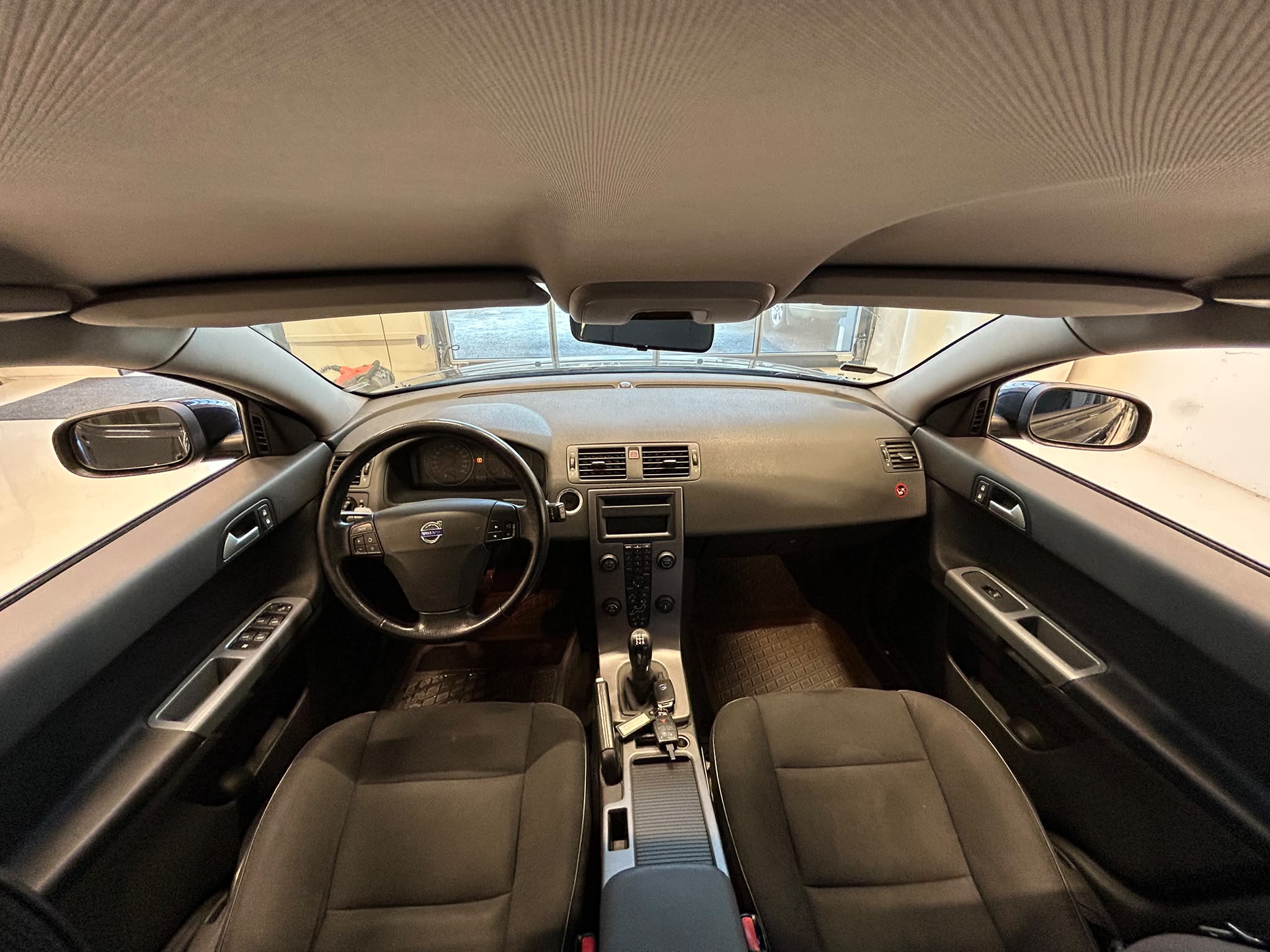 
								Volvo V50 1,6D (110 hv) Kinetic man full									