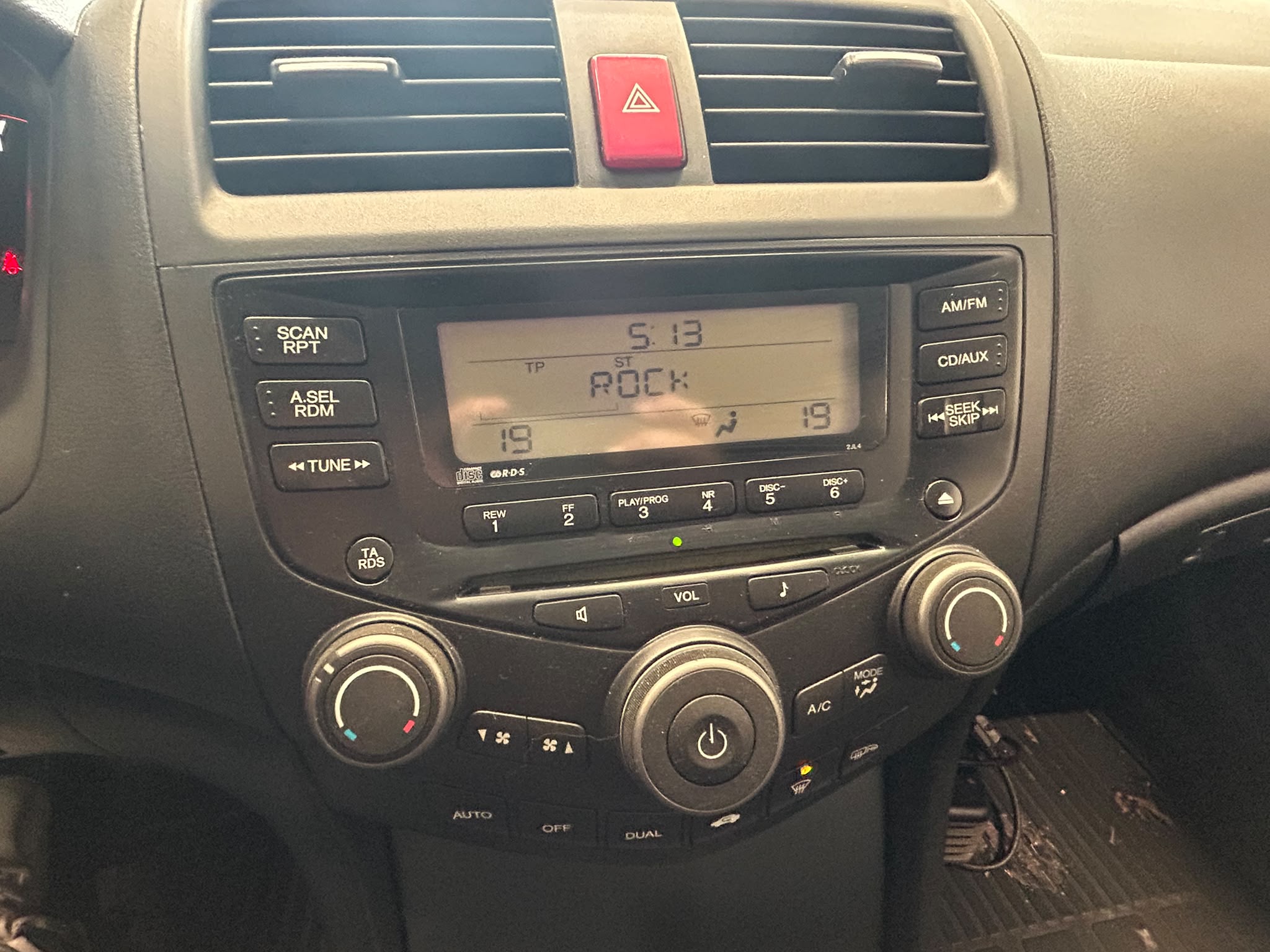 
								Honda Accord 2.0i Sport Tourer AT full									