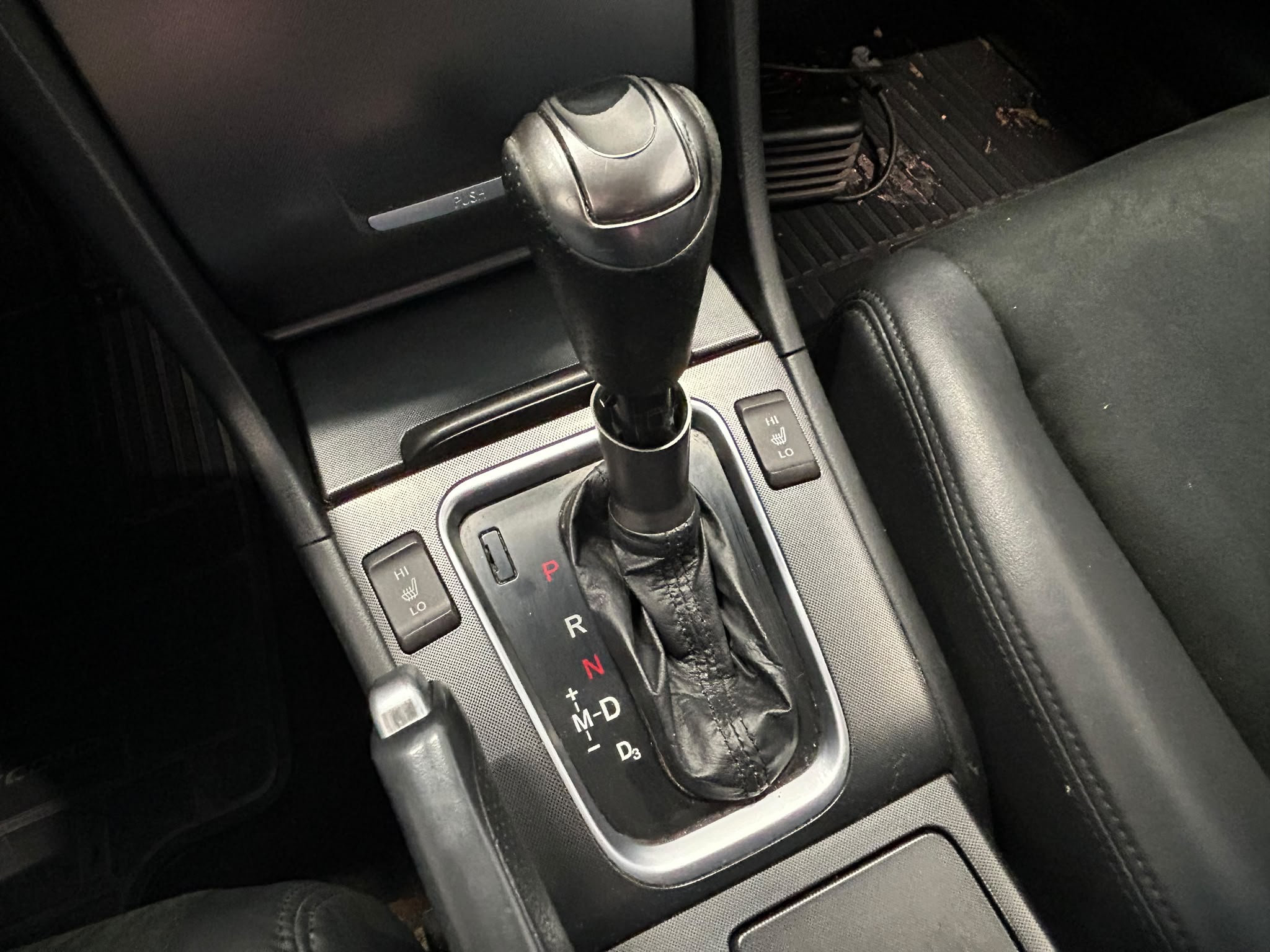 
								Honda Accord 2.0i Sport Tourer AT full									