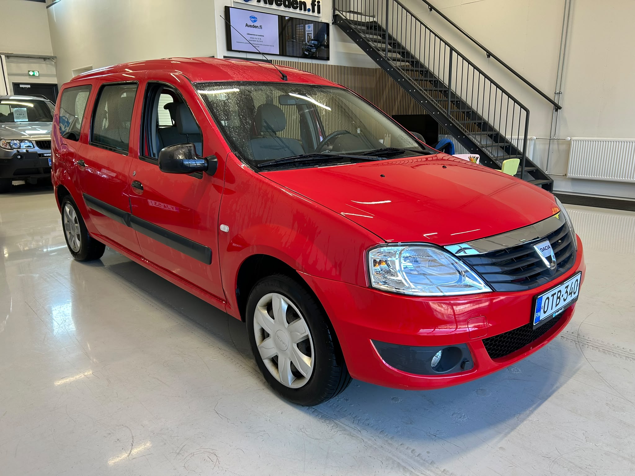 
								Dacia Logan MCV 1,6 16V Hi-Flex 5p Ambiance full									