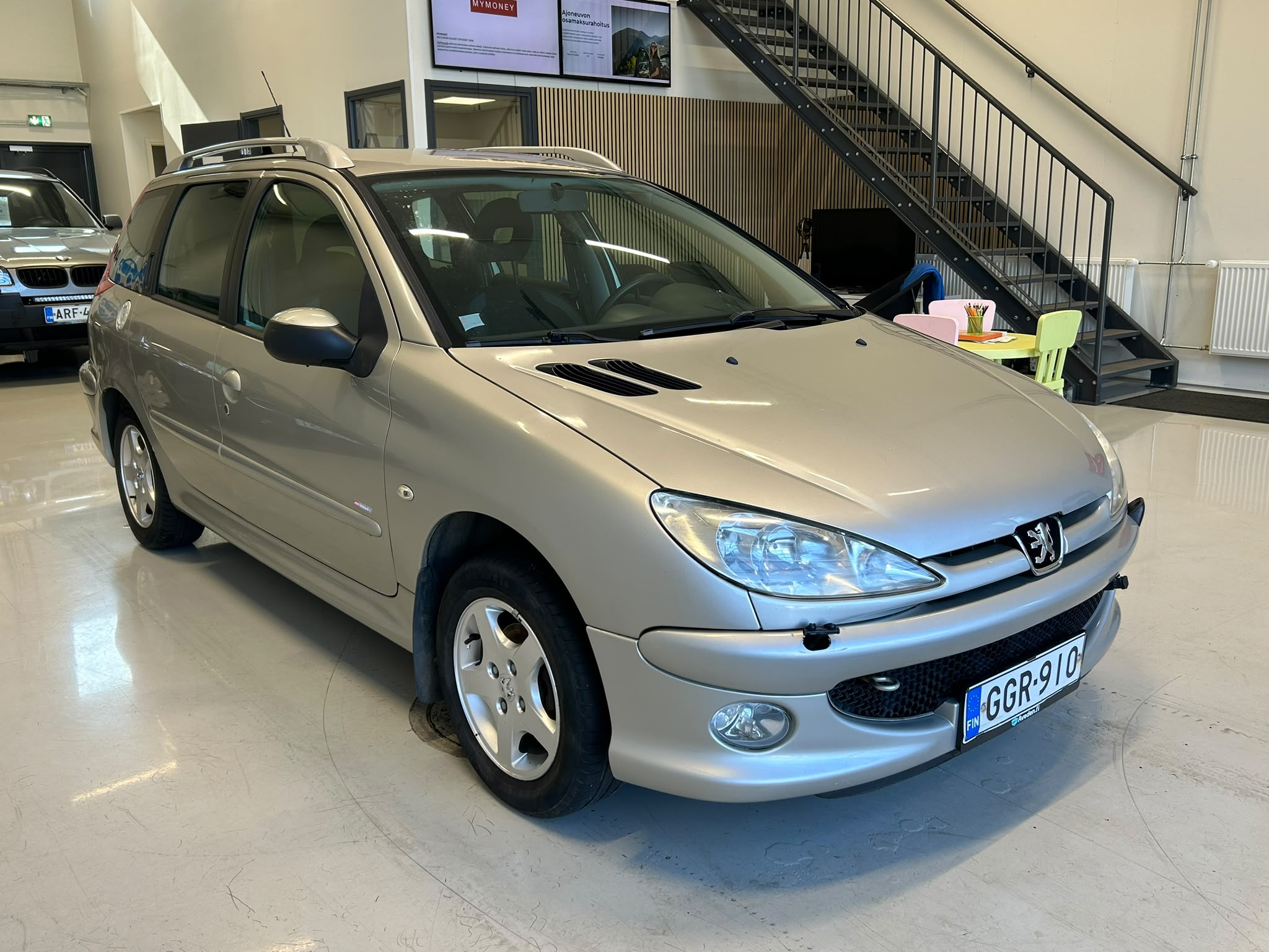 
								Peugeot 206 1,4 Trendy 5ov SW full									