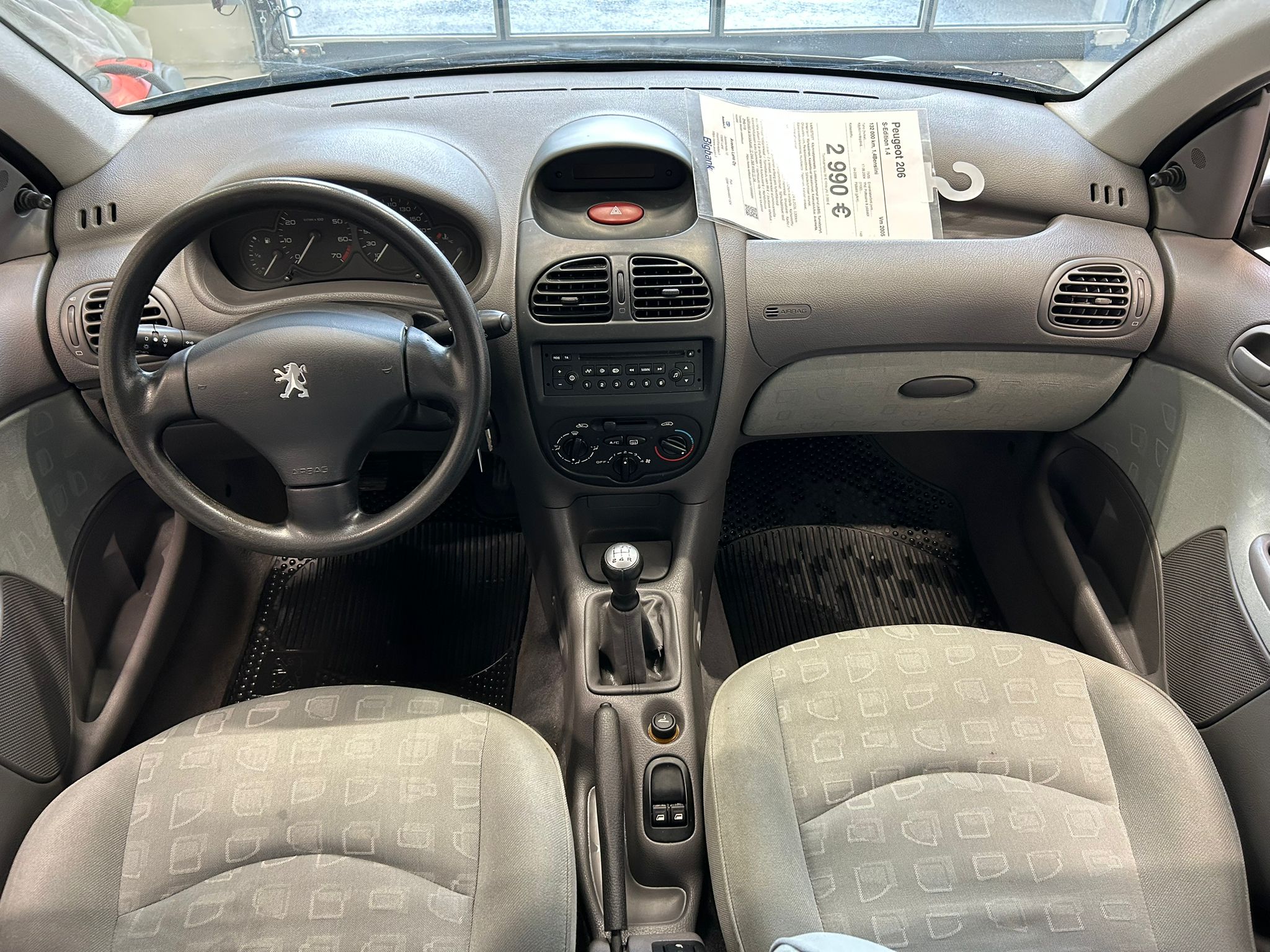 
								Peugeot 206 S-Edition 1.4 full									
