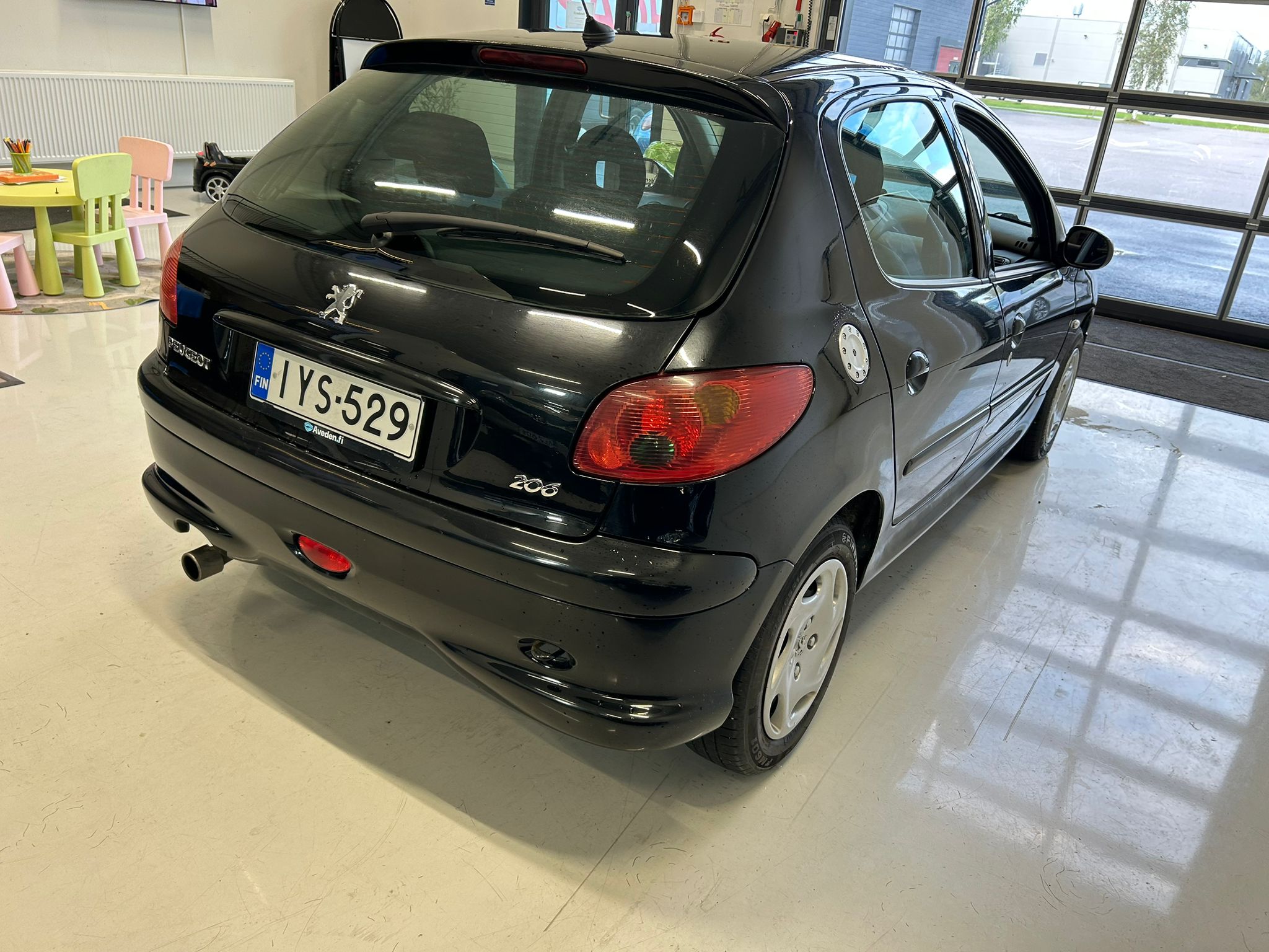 
								Peugeot 206 Sport 1,4 5-ov. full									