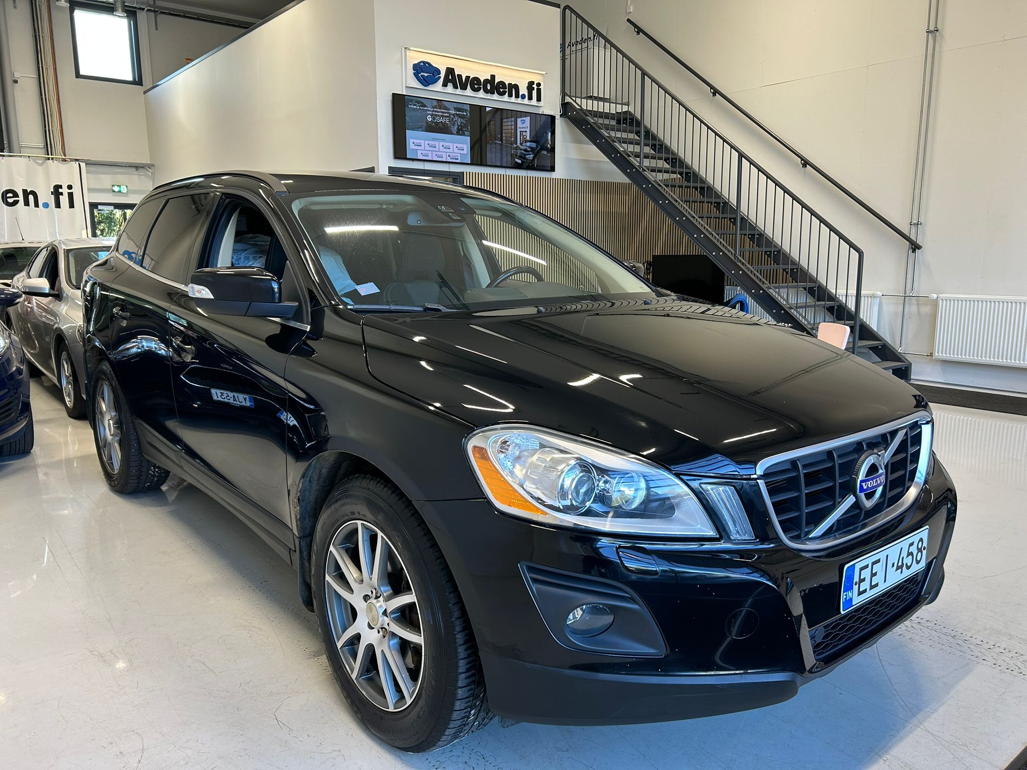 Volvo XC60 D5 2,4D AWD Momentum aut