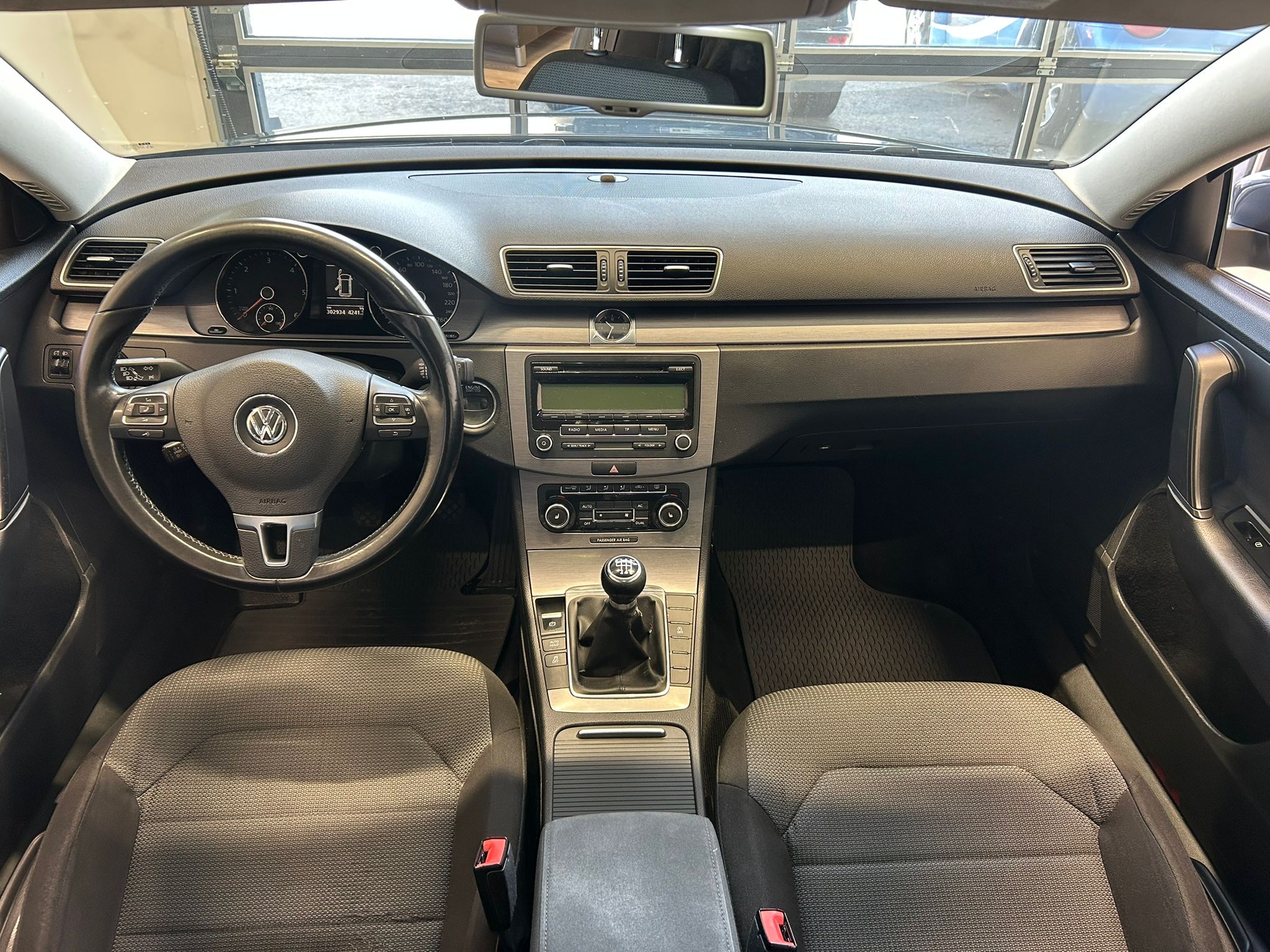 
								Volkswagen Passat Variant Comfortline 1,6 TDI 77 kW (105 hv) BlueMotion Technology full									