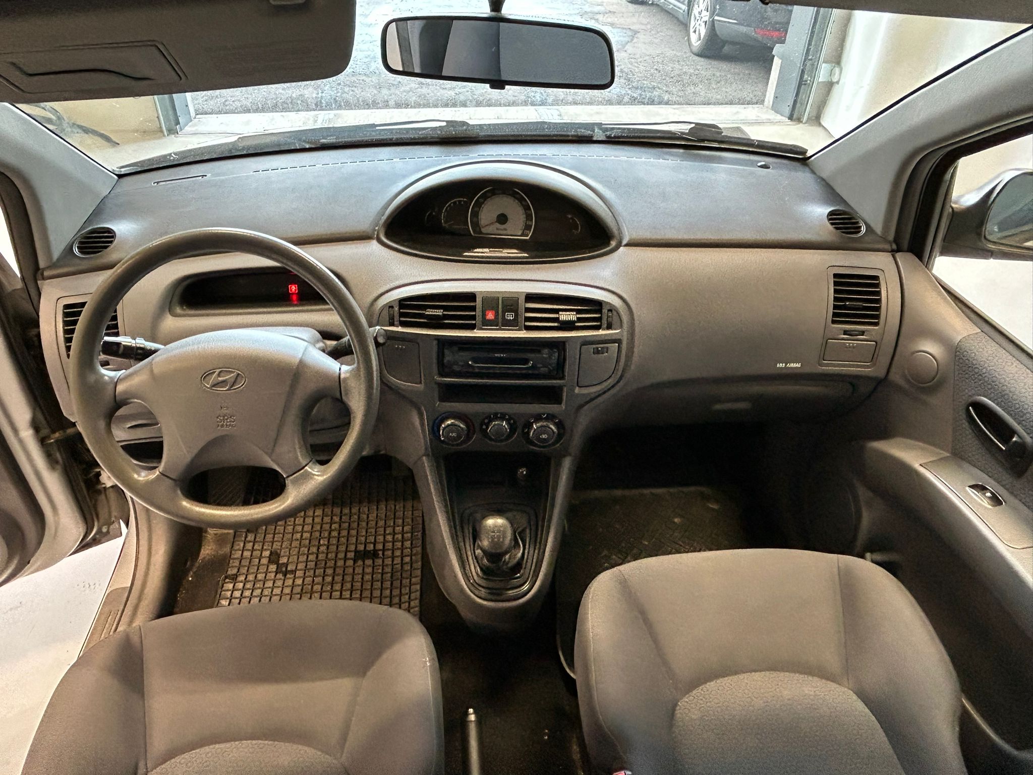 
								Hyundai Matrix 1,6 full									