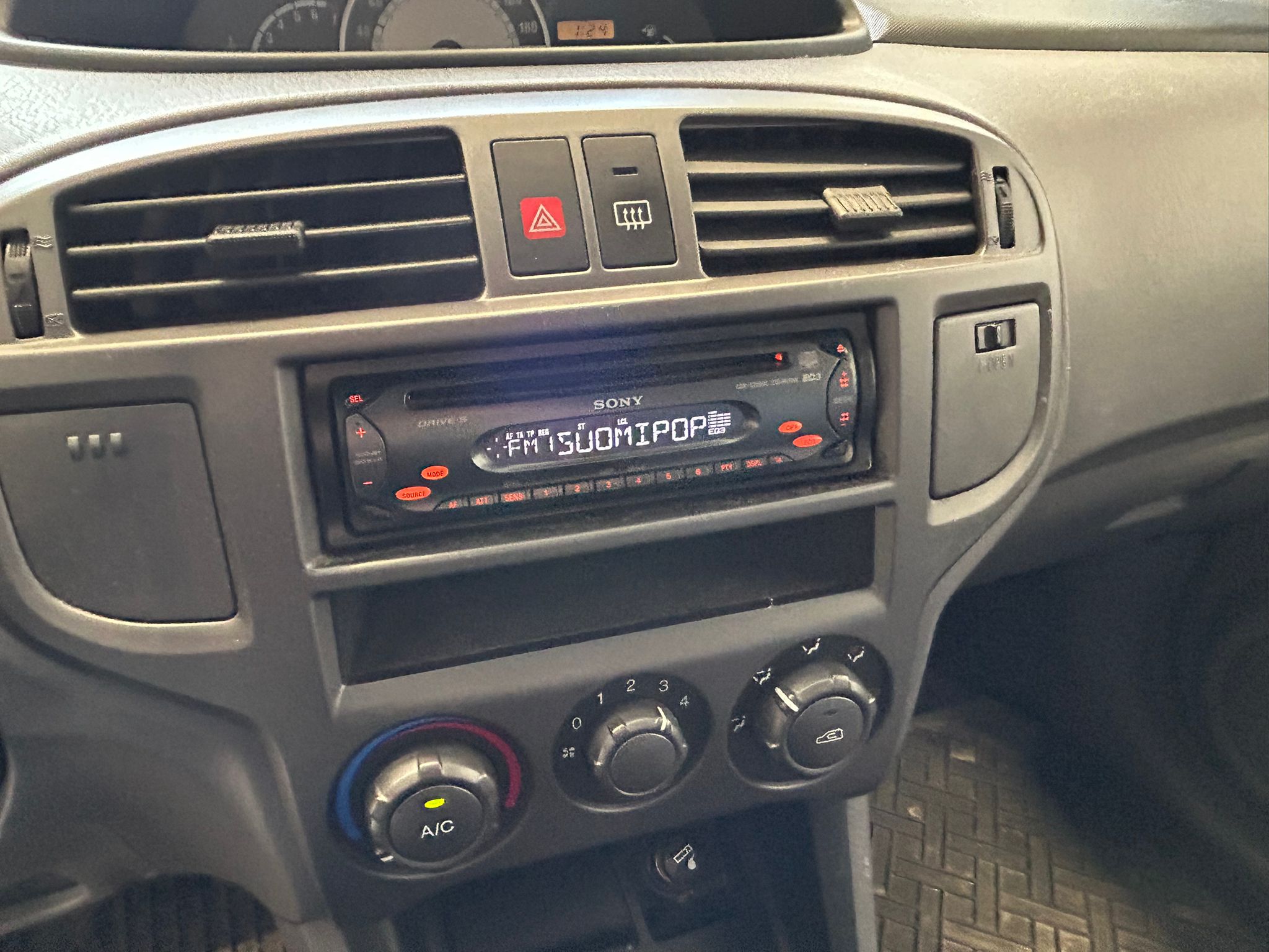
								Hyundai Matrix 1,6 full									