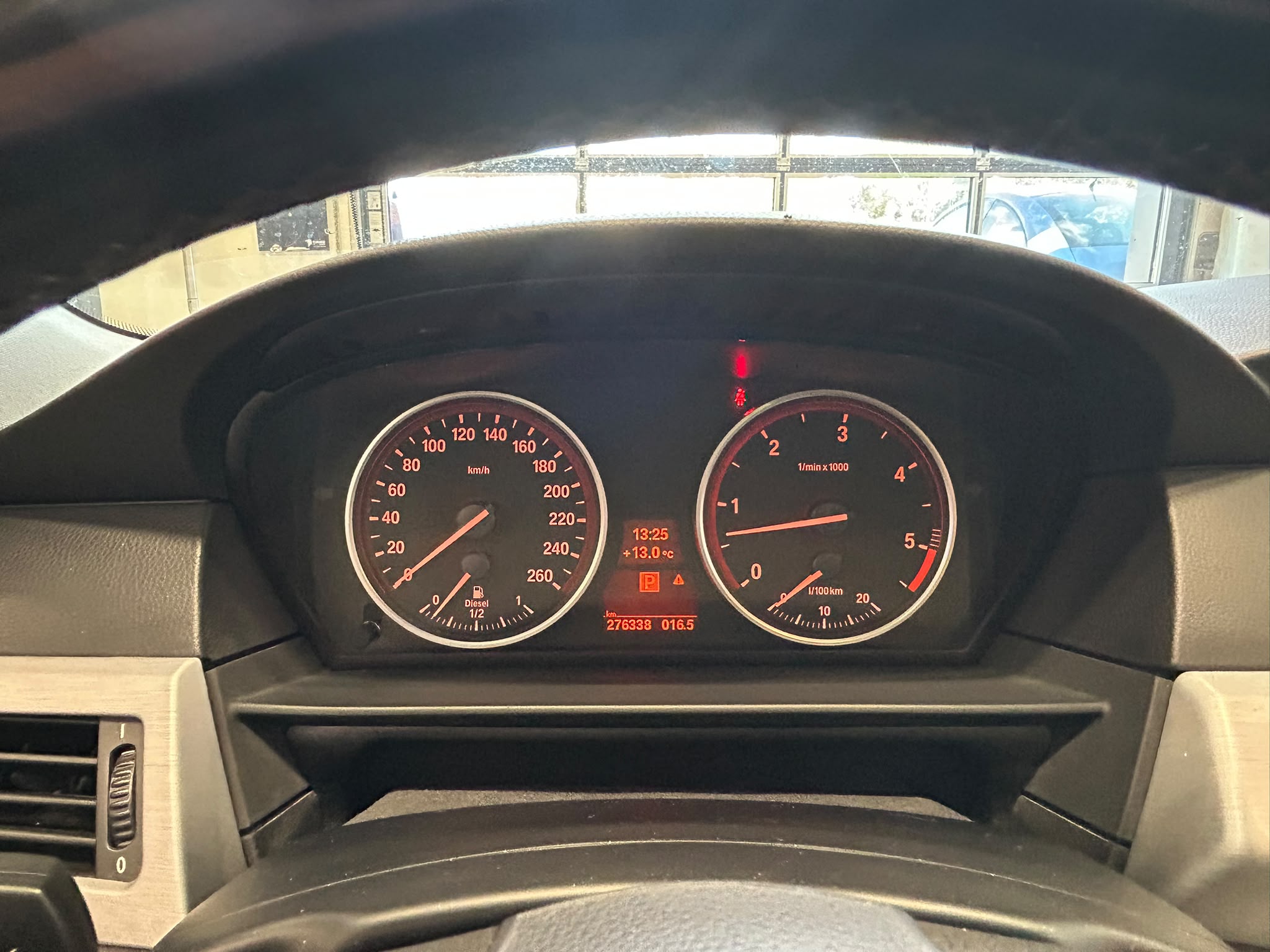 
								BMW 535 E61 Touring LCI full									