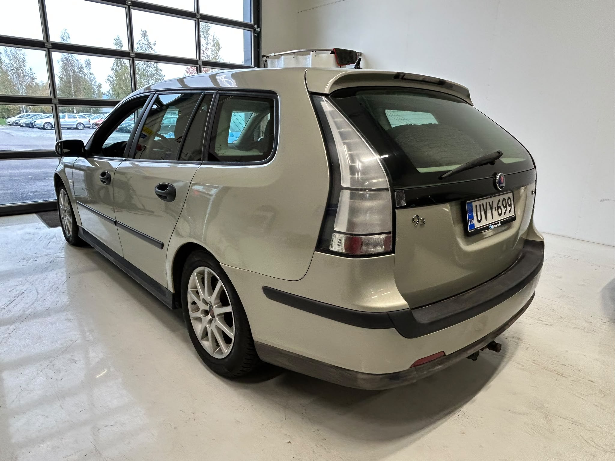 
								Saab 9-3 SportCombi 2.0T full									