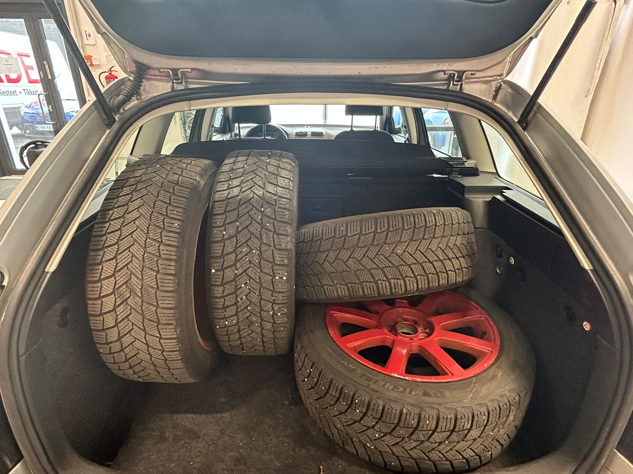 
								Skoda Octavia Combi 1,8 TSI Experience DSG Autom. full									