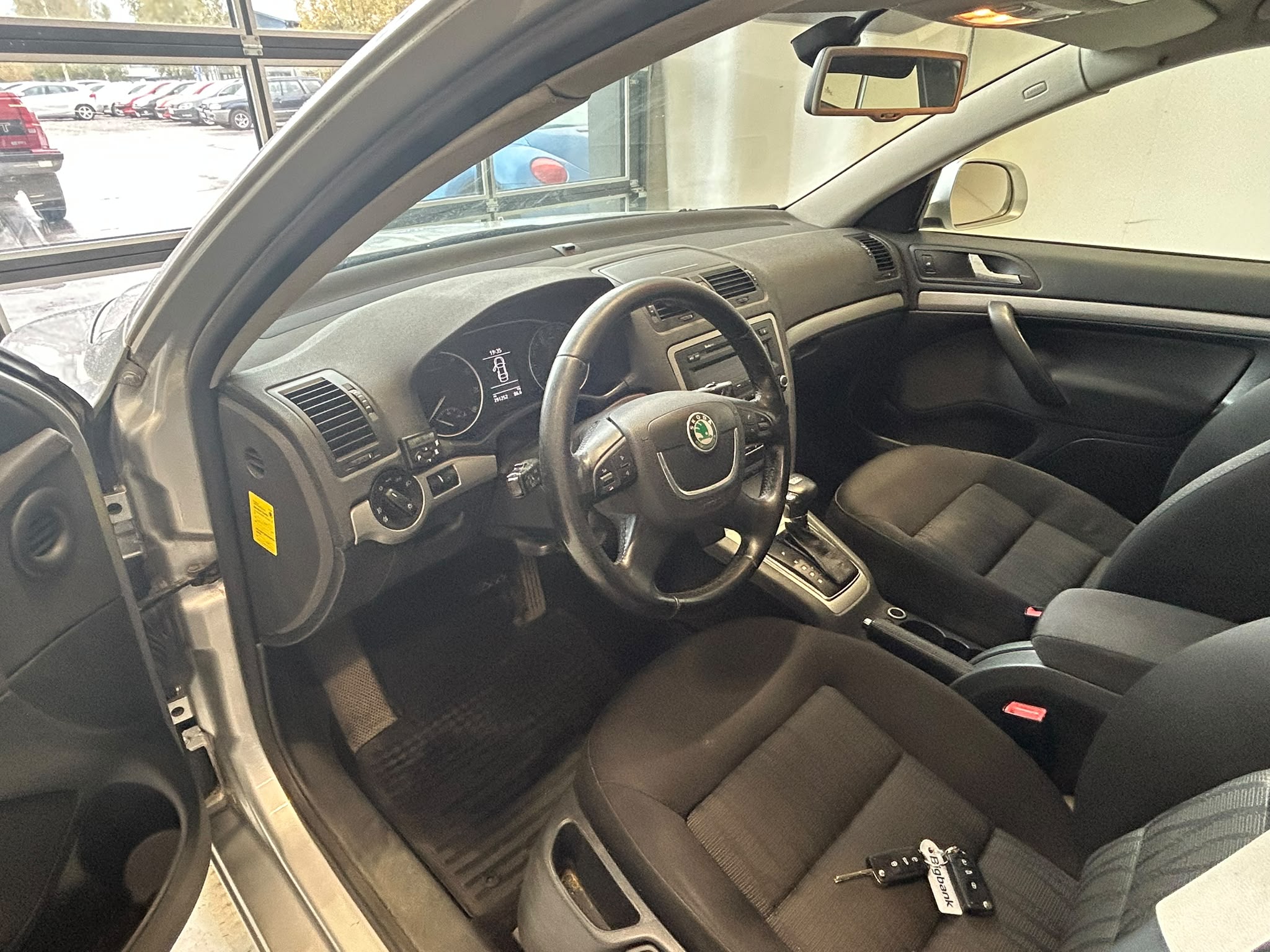 
								Skoda Octavia Combi 1,8 TSI Experience DSG Autom. full									