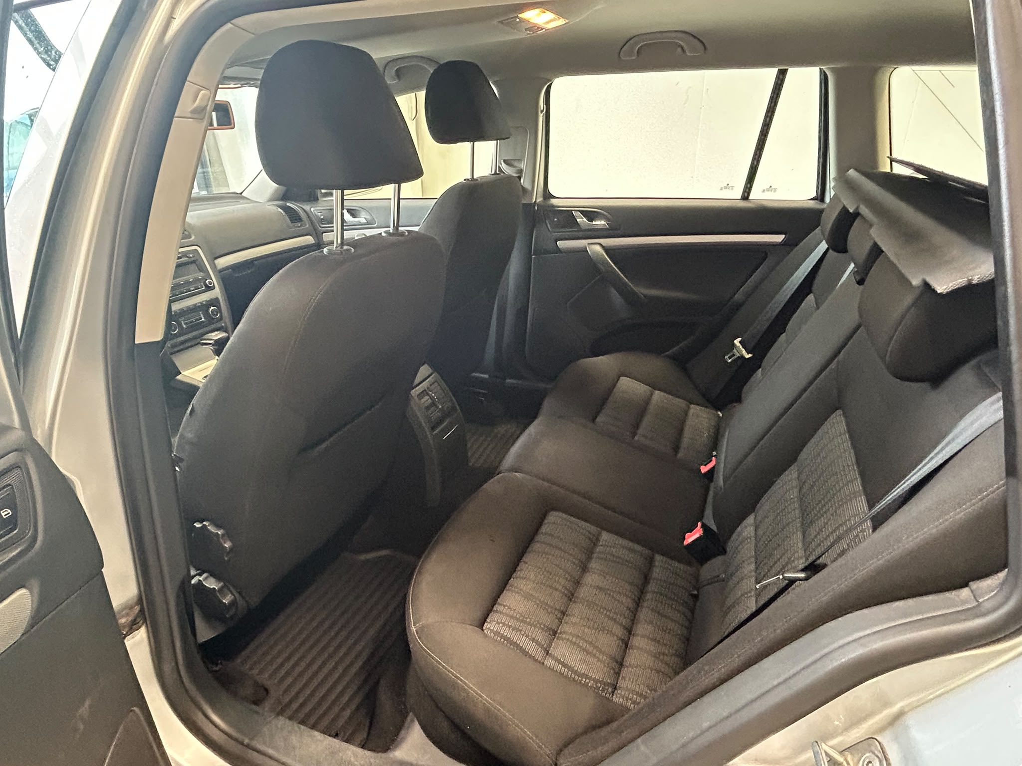 
								Skoda Octavia Combi 1,8 TSI Experience DSG Autom. full									