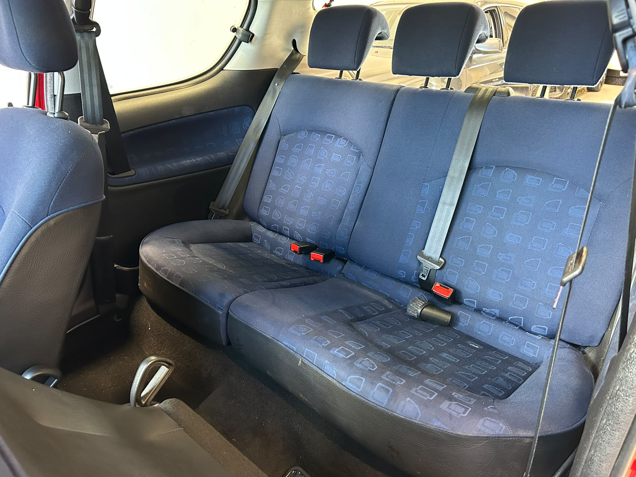 
								Peugeot 206 1.4 City 3-ov full									