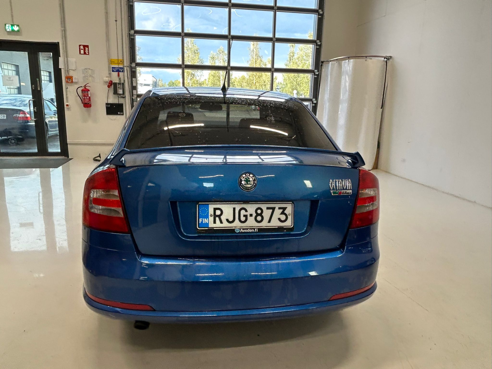 
								Skoda Octavia 2,0 TFSI RS full									