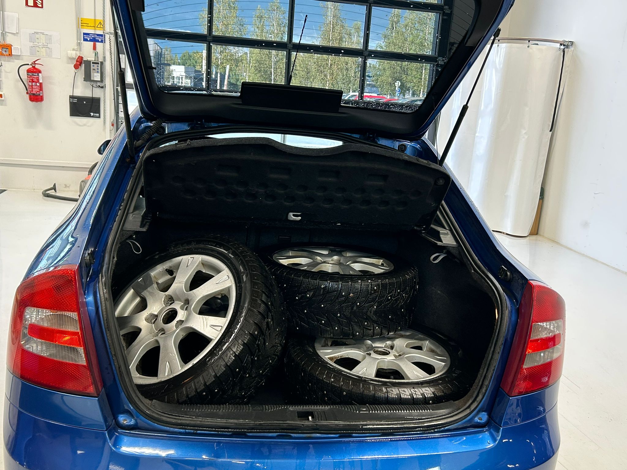 
								Skoda Octavia 2,0 TFSI RS full									