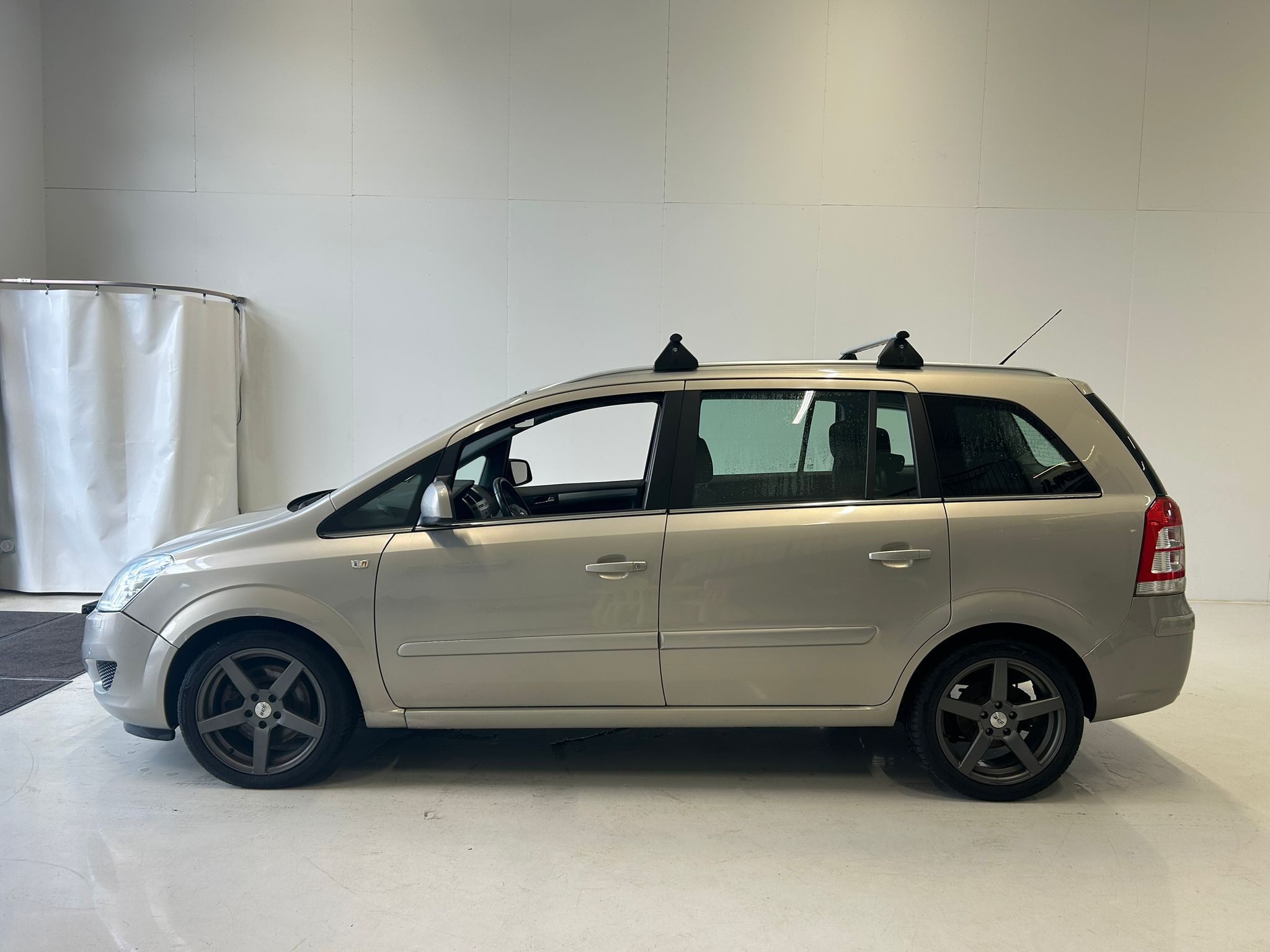Opel Zafira 5-ov Enjoy Edition 1.9 CDTI Z19DTH (110 kW) 7hlö