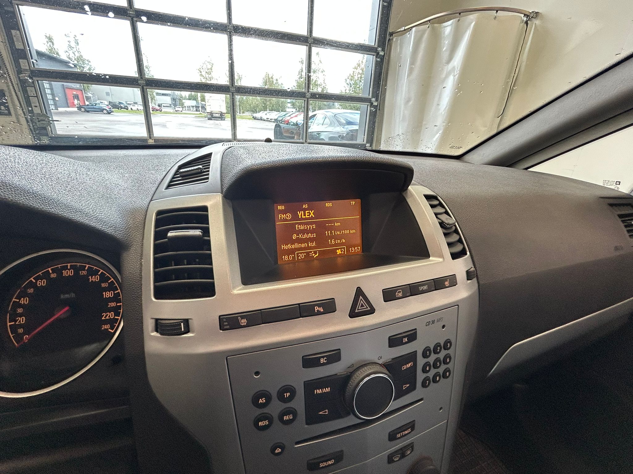 
								Opel Zafira 5-ov Enjoy Edition 1.9 CDTI Z19DTH (110 kW) 7hlö full									