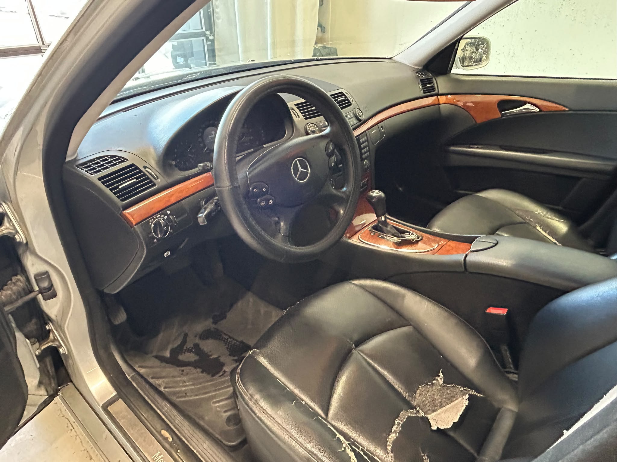 
								Mercedes-Benz E E 200 T CDI 5G-Tronic full									