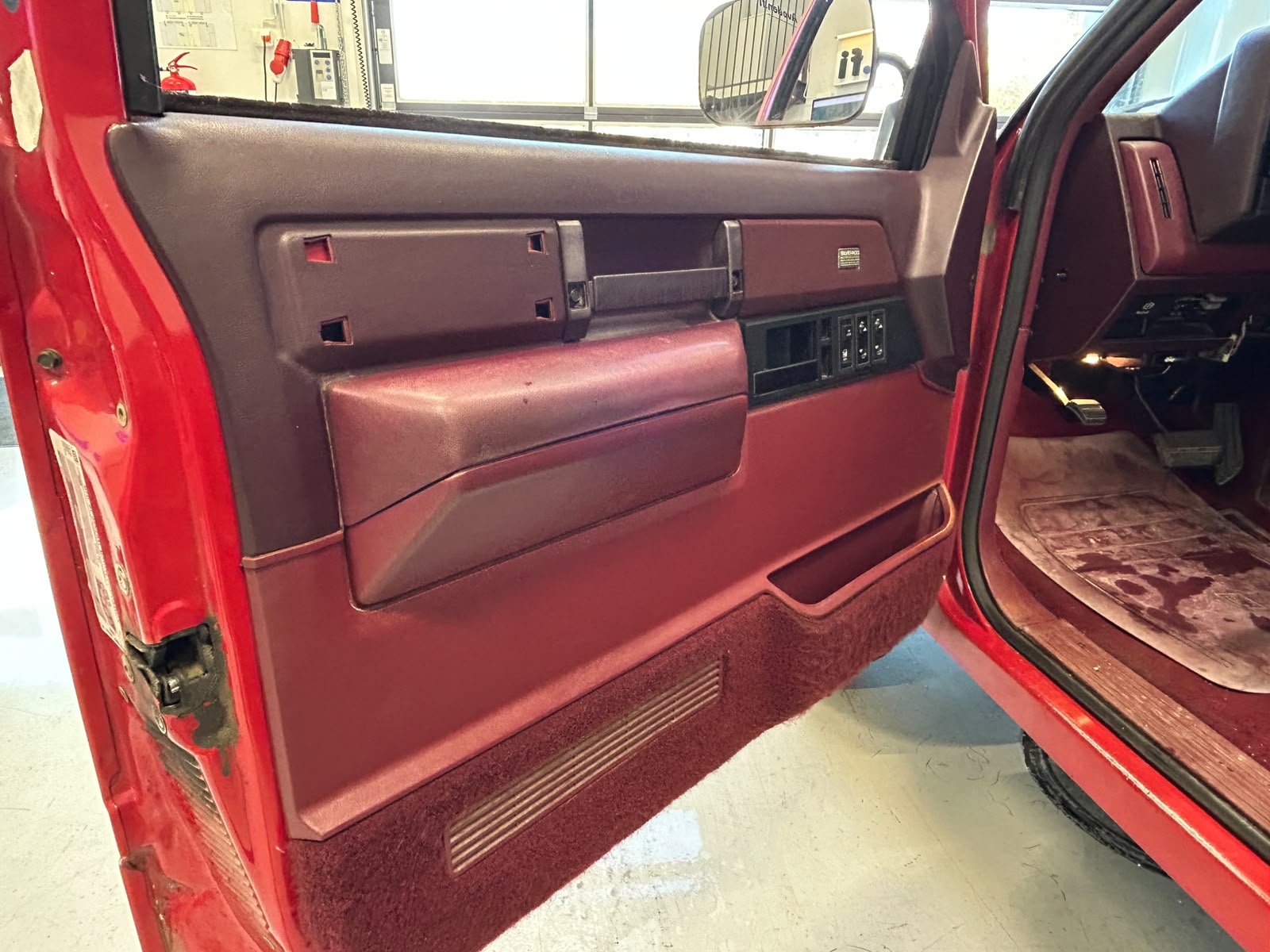 
								Chevrolet Sportside Chevrolet K1500 Silverrado Sportside 4×4 5,7 V8 EFI full									