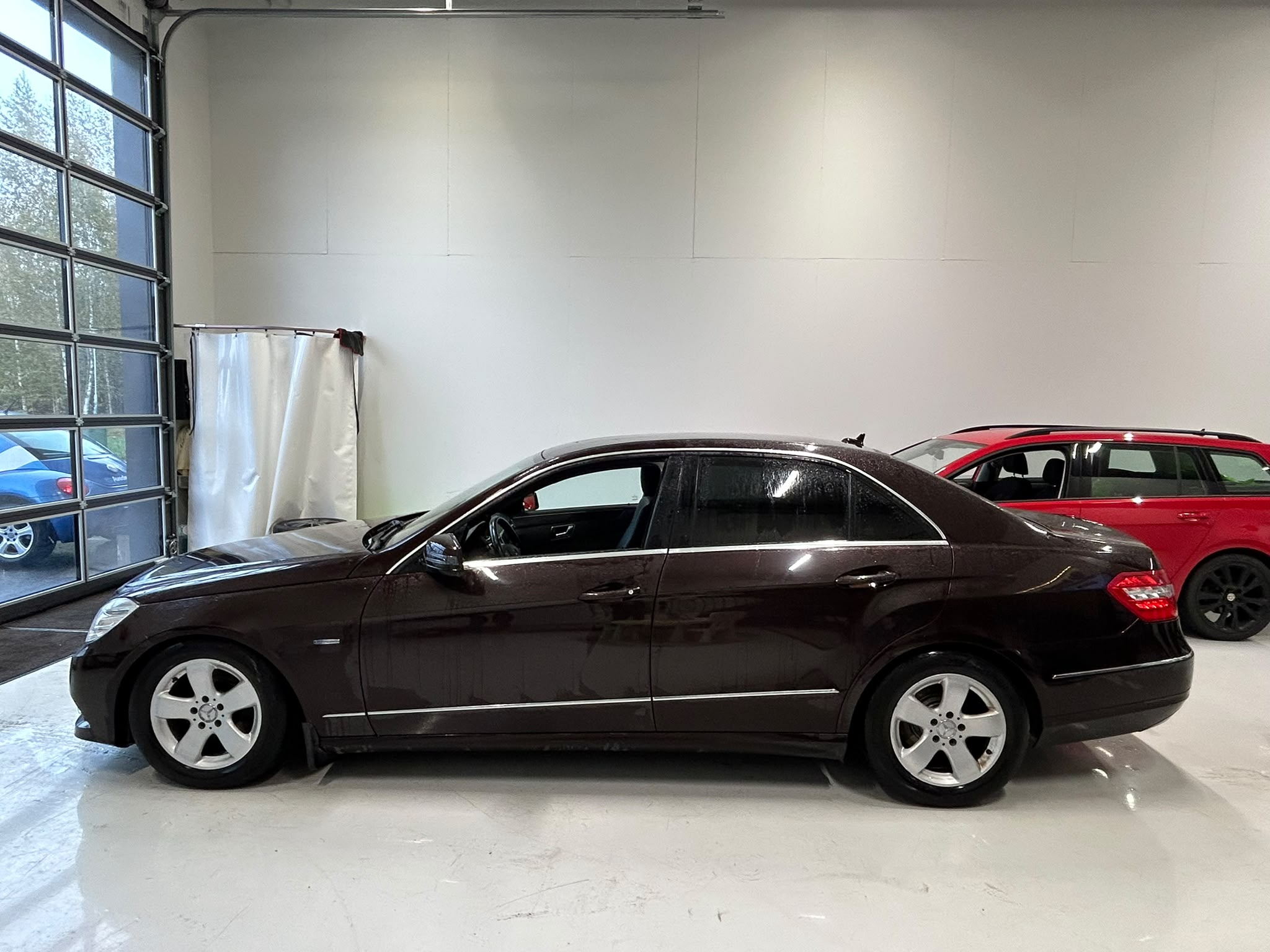 Mercedes-Benz E 250 CDI BlueEFFICIENCY 5G-Tronic Avantgarde