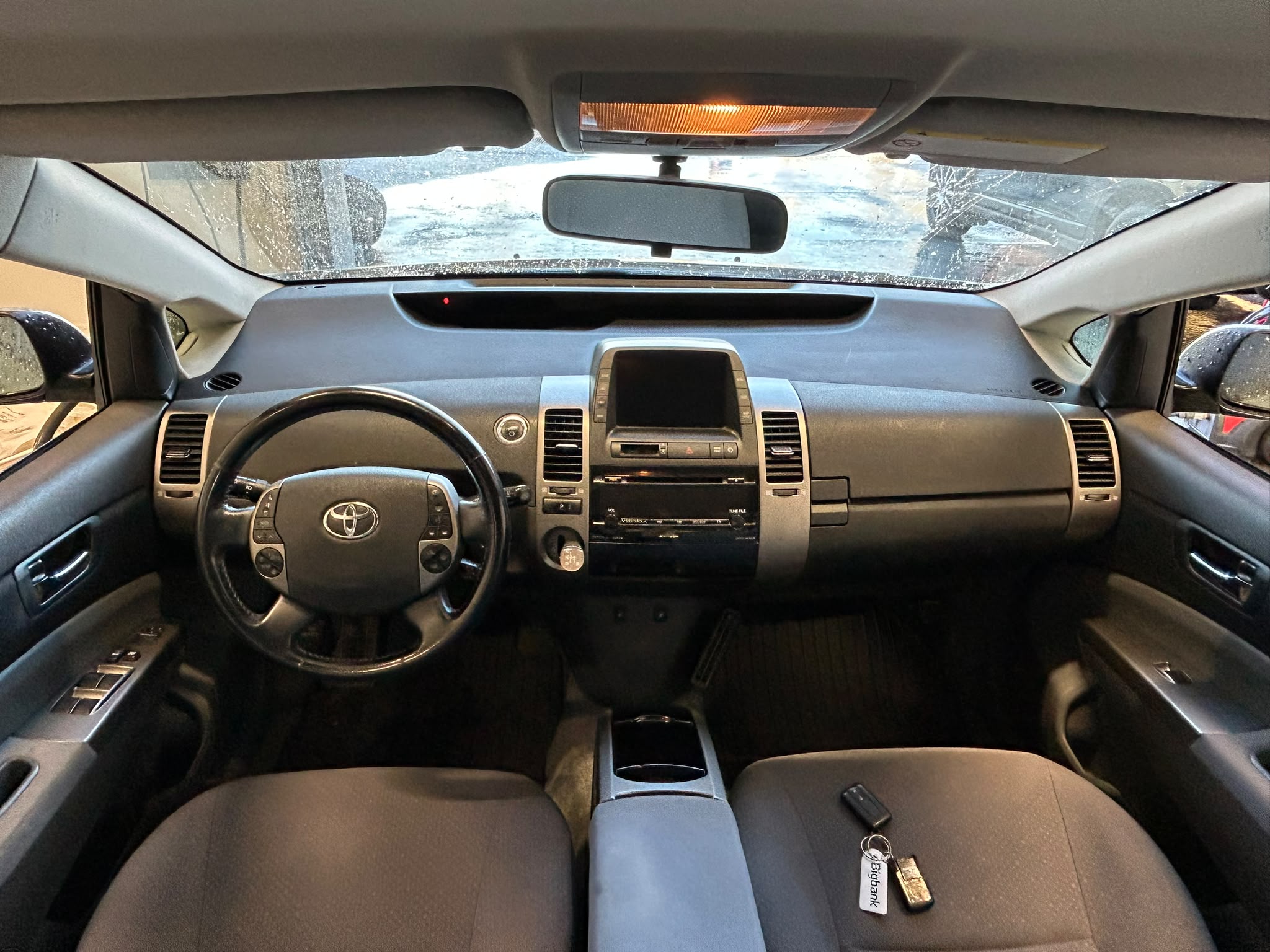 
								Toyota Prius HSD Executive 2 5ov full									